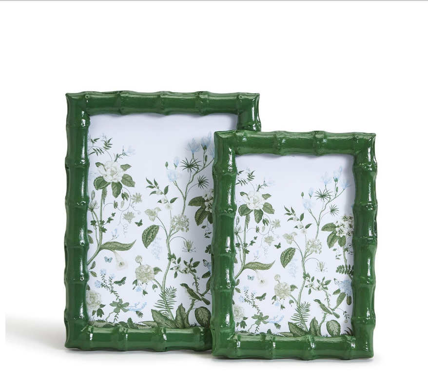 Rustic Green Photo Frame - Handmade Wooden Picture Frame for Wall Decor, Perfect for Farmhouse, Countryside & Vintage Home Décor - Ideal for Living Room, Bedroom & Office Display