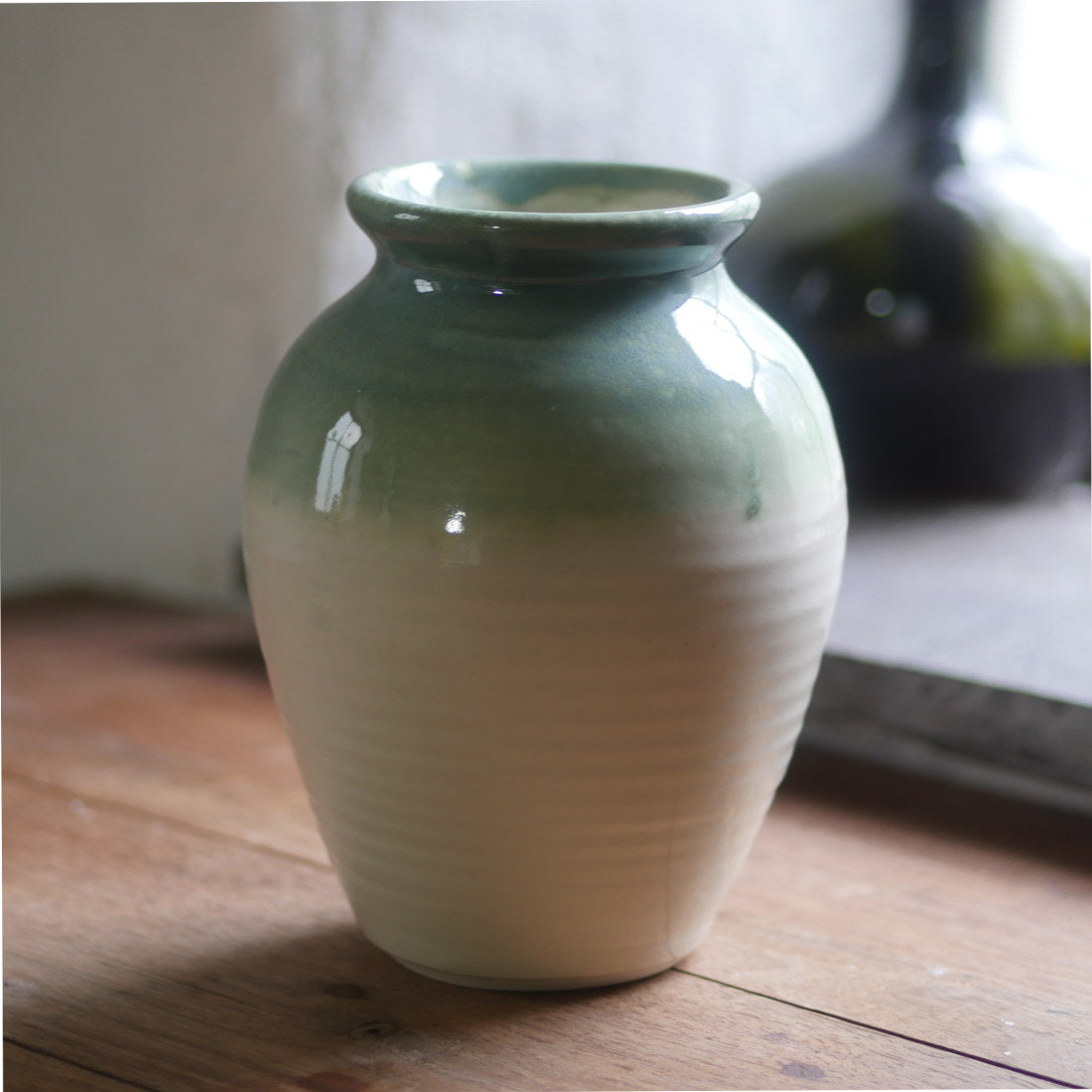 Premium Stoneware Pickling Jars with Airtight Lid - 32oz Fermenting Crock for Sauerkraut, Kimchi & Pickles - Perfect for Home Canning, DIY Fermentation & Food Storage