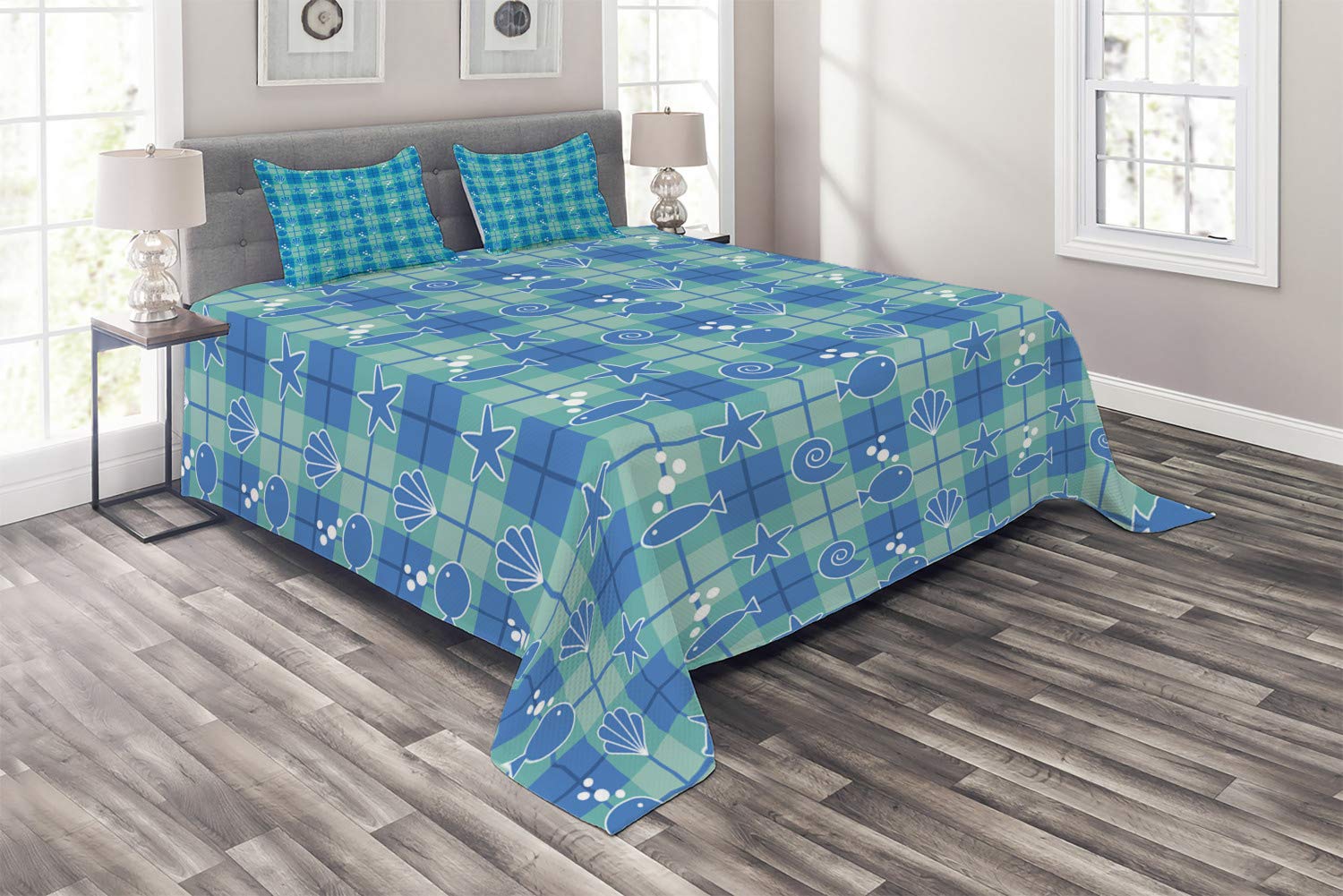 Ambesonne King Size 3-Piece Quilted Bedspread Set with 2 Pillow Shams - Coastal Sea Shells Plaid Pattern with Marine Life Silhouettes in Mint Green, Blue & White | Beach House Decor, Guest Room Bedding, Nautical Theme Bedroom