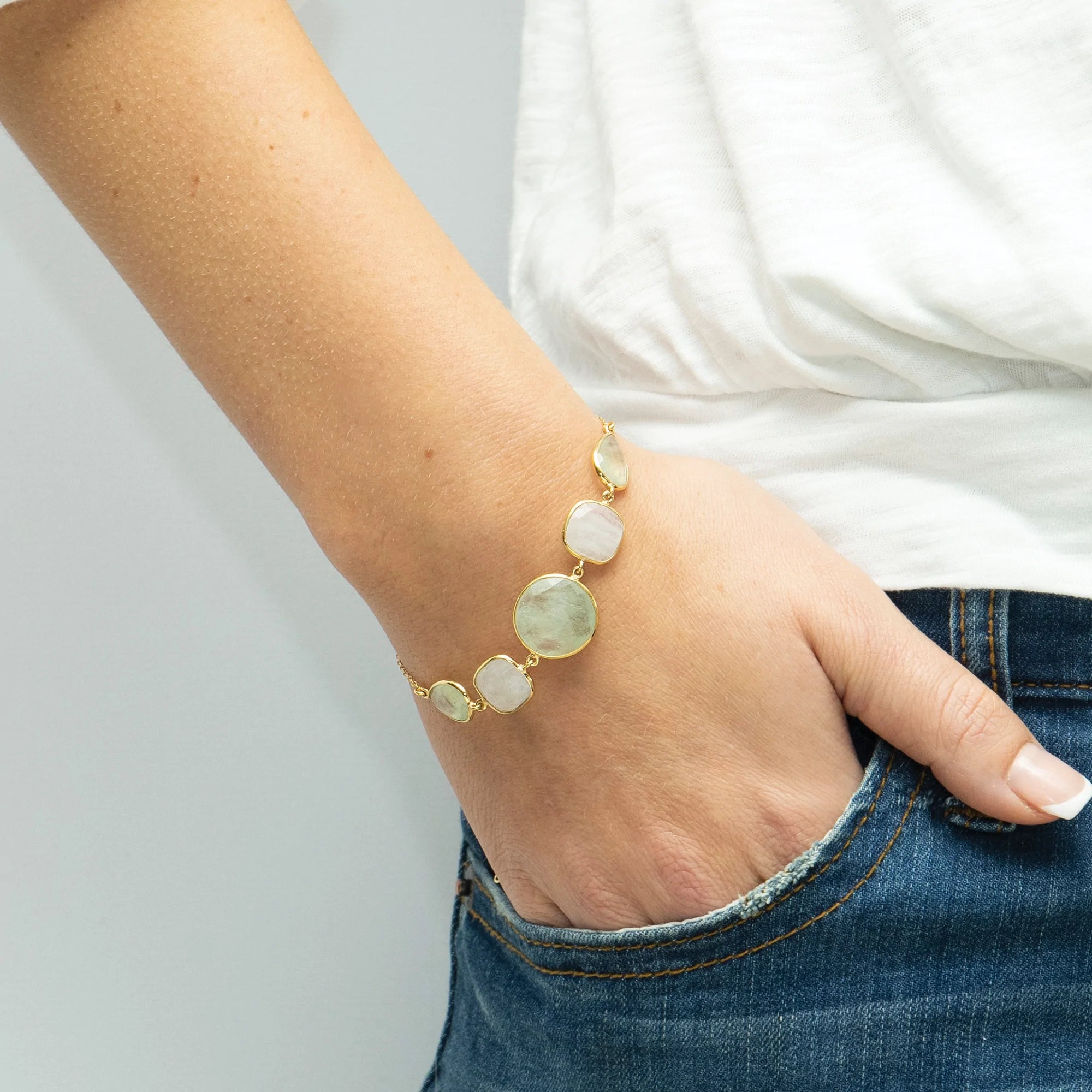 Rose Quartz & Rainbow Moonstone Gemstone Bracelet - Healing Crystal Jewelry for Women, Natural Semi Precious Stones, Adjustable Beaded Bracelet for Meditation, Yoga, Energy Balancing & Spiritual Gifts