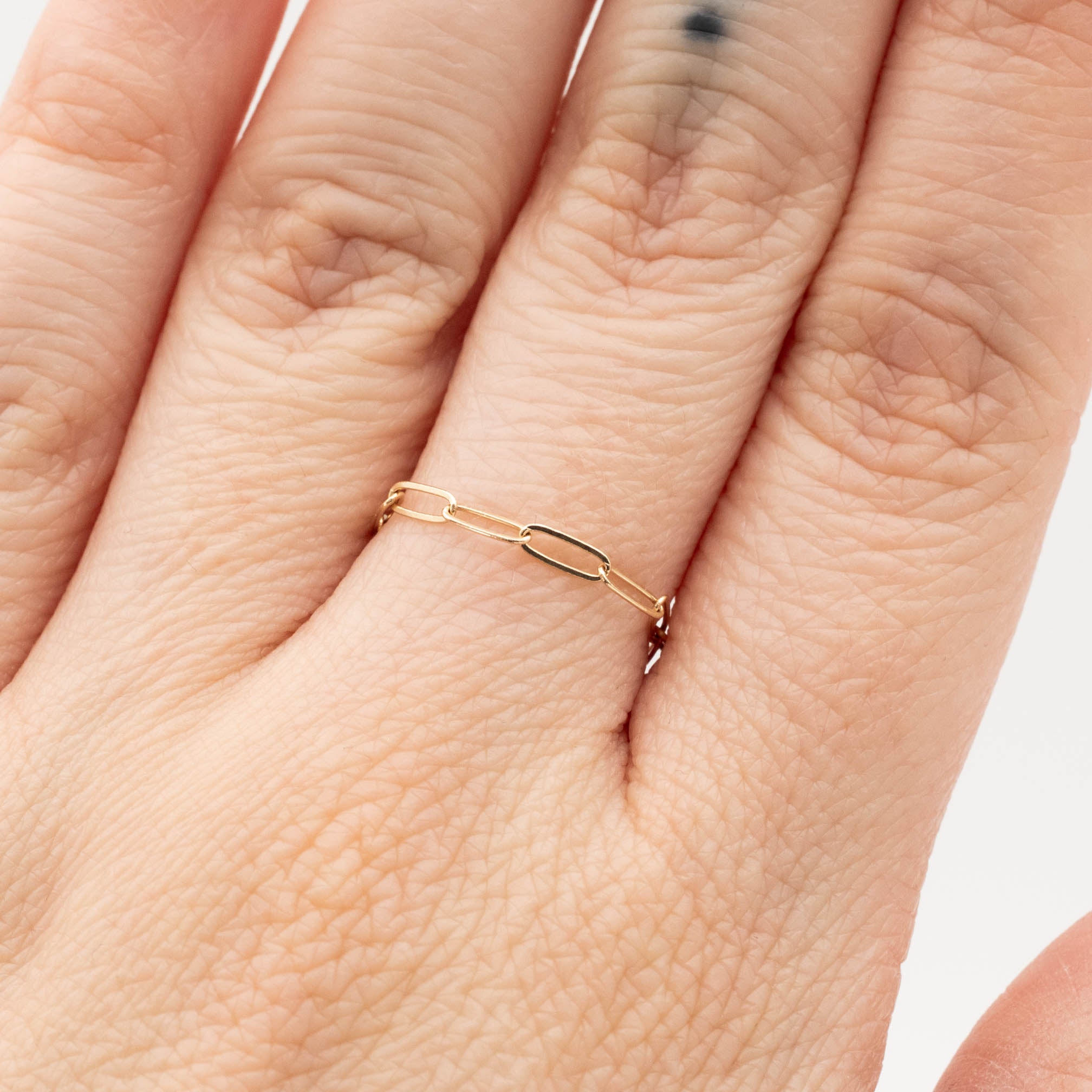 Stainless Steel Paperclip Chain Ring - Trendy Minimalist Jewelry for Women & Men - Perfect for Everyday Wear, Gifts & Fashion Accessories