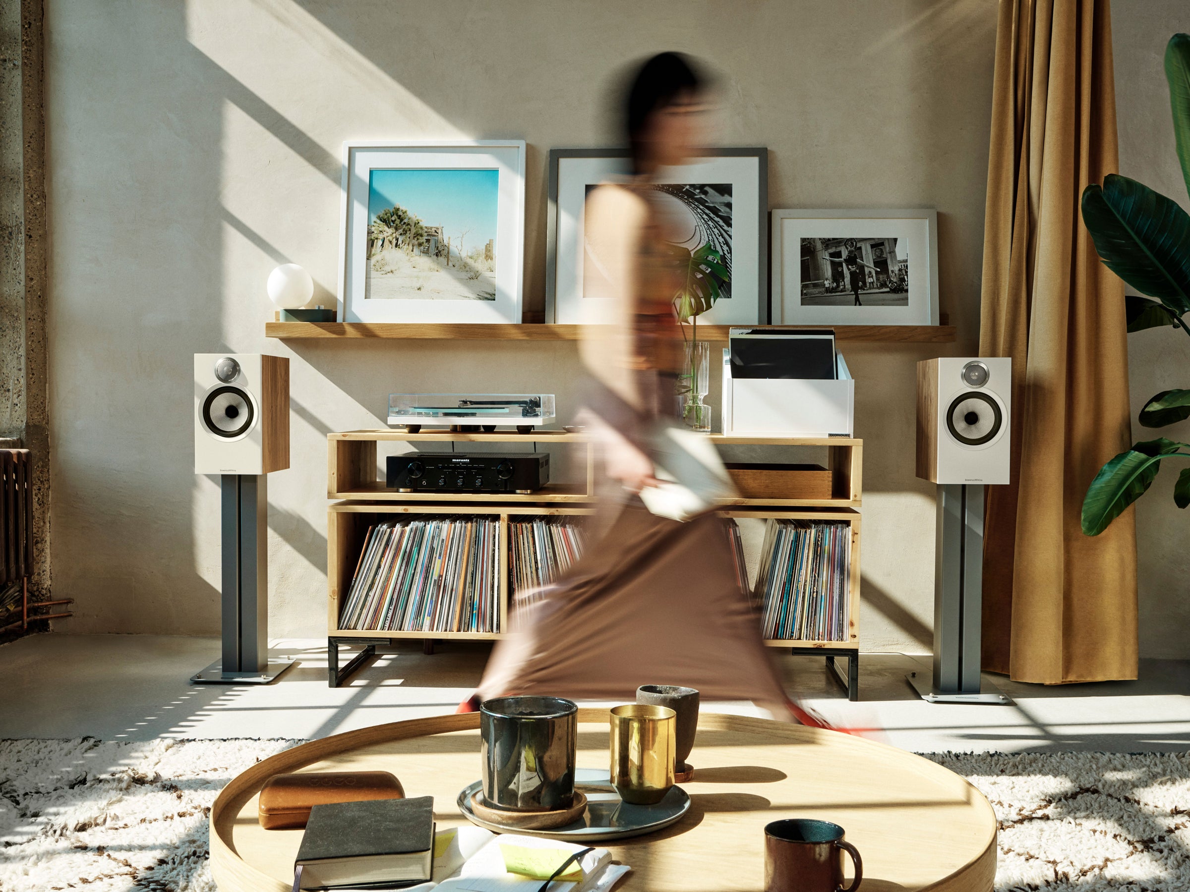 Bowers & Wilkins 606 S3 Bookshelf Speakers (Pair) - Premium Hi-Fi Audio for Home Theater & Music Listening