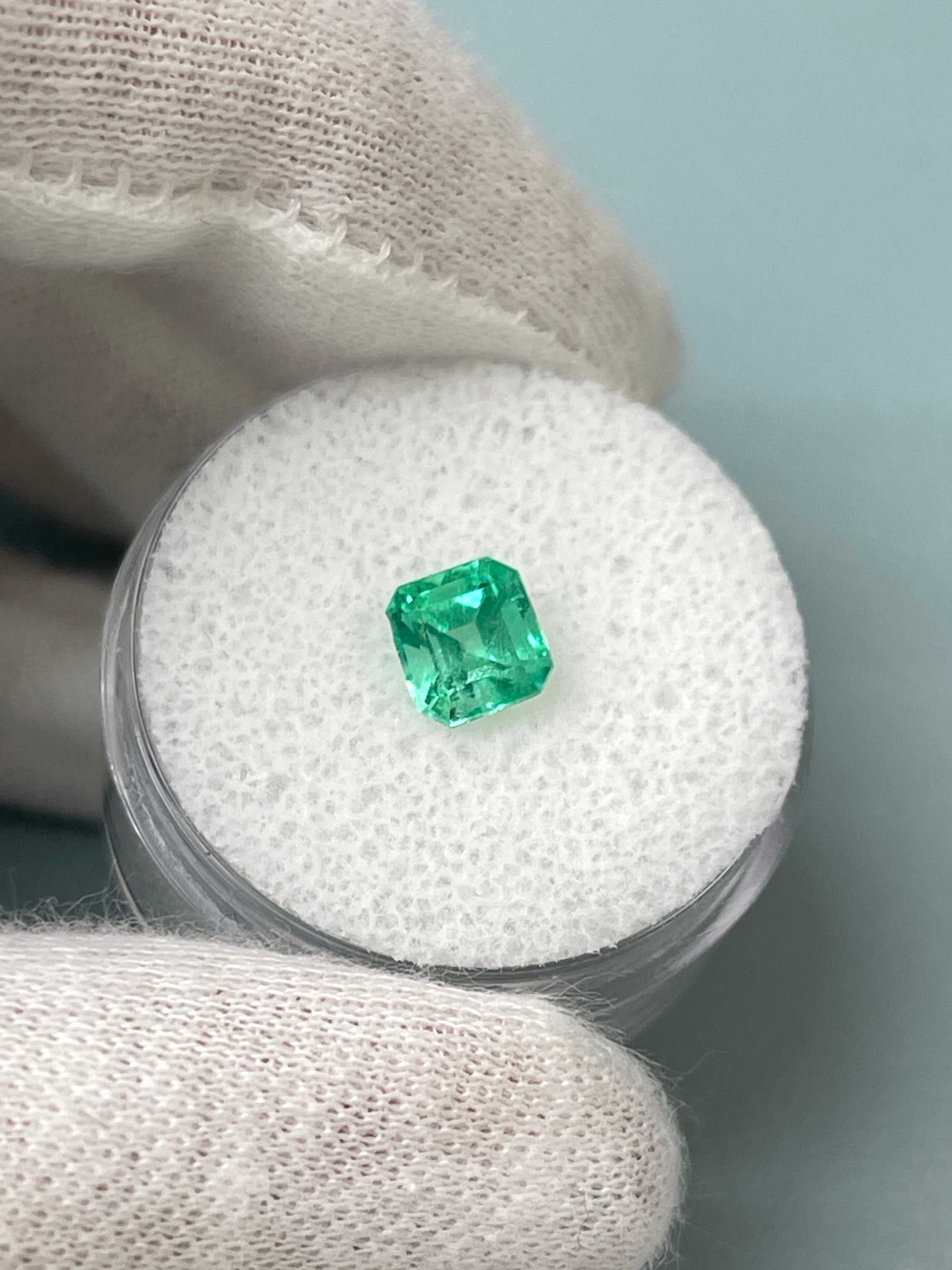 1.09 Carat 14K Gold 3 Stone Engagement Ring with Lab-Grown Diamonds & Natural Colombian Emerald - Classic Asscher Cut for Women - Perfect for Proposals, Anniversaries, and Special Occasions
