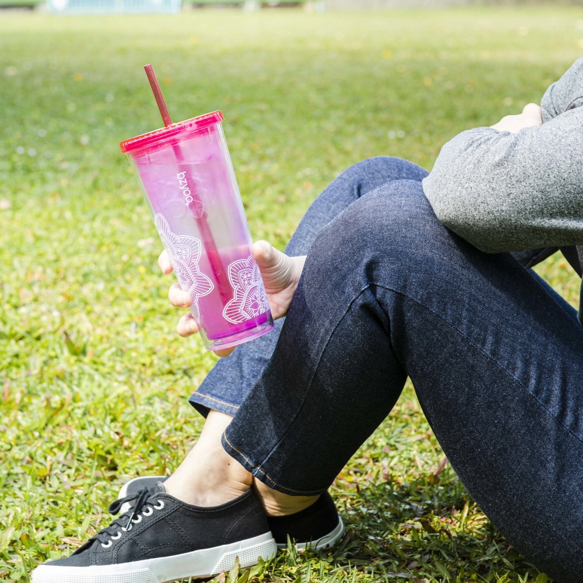 24oz Double Wall Insulated Plastic Tumbler with Lid and Straw - La La Mandala Pink Design | Leakproof Travel Mug for Coffee, Tea & Cold Drinks | BPA-Free Reusable Cup for Office, Gym & Outdoor Activities