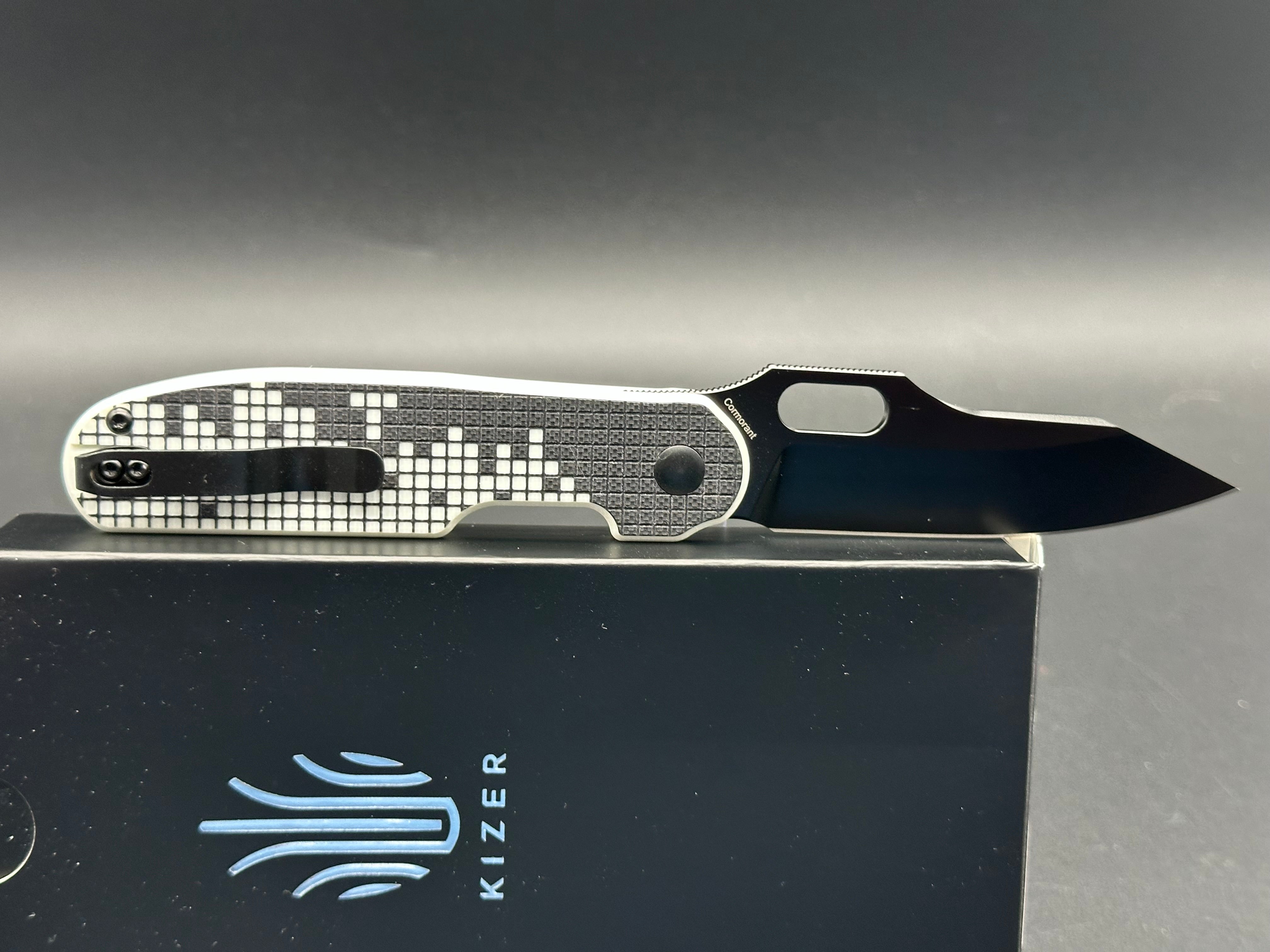 Kizer Cormorant Retro Gaming Style Pocket Knife - EDC Folding Knife for Outdoor, Camping & Everyday Carry (EDC) - Perfect for Hiking, Survival & Collectors