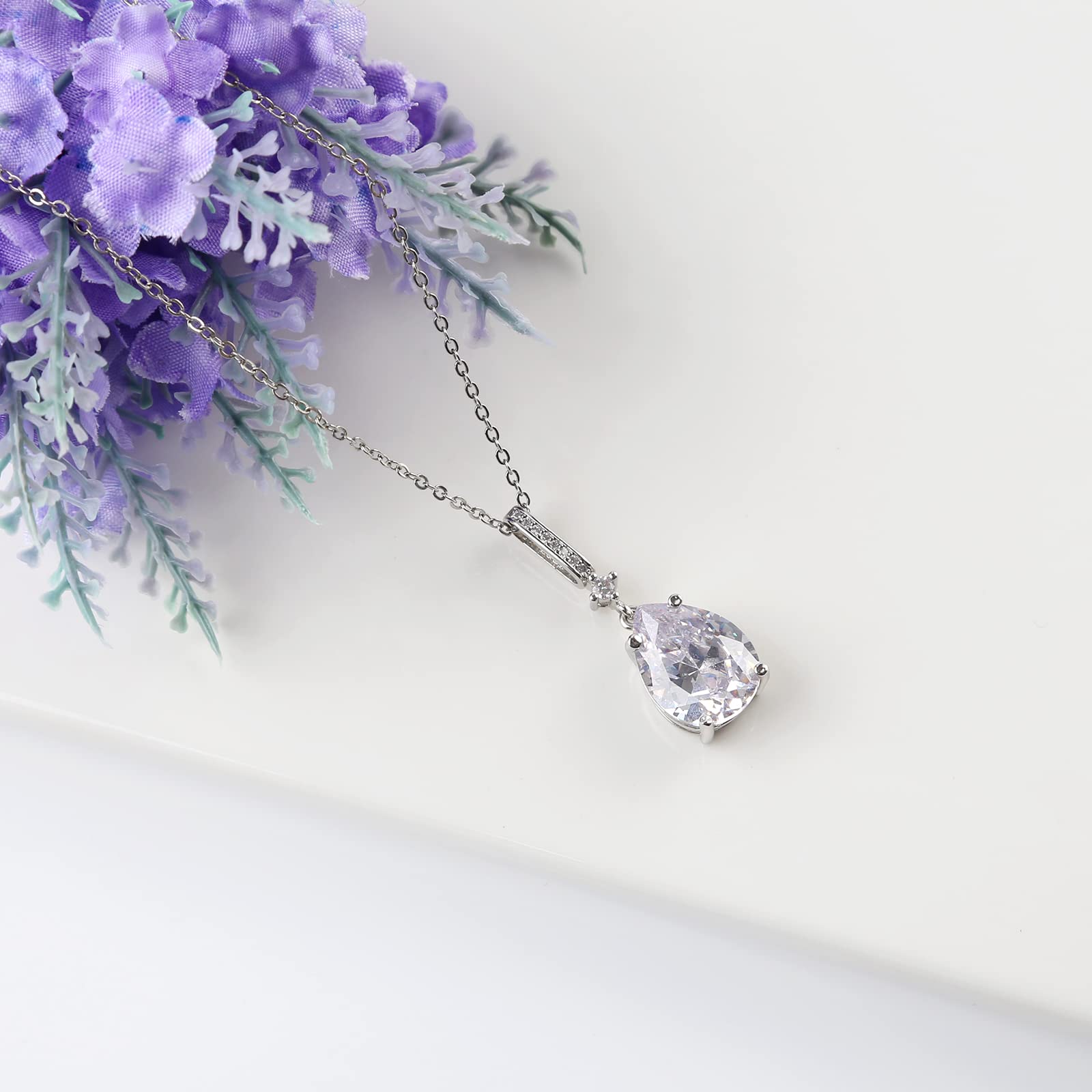 Elegant Water Drop Necklace - 925 Sterling Silver Zircon Pendant Clavicle Chain for Women | Minimalist Dainty Jewelry Birthday Gift for Her | Perfect for Weddings, Parties & Everyday Wear