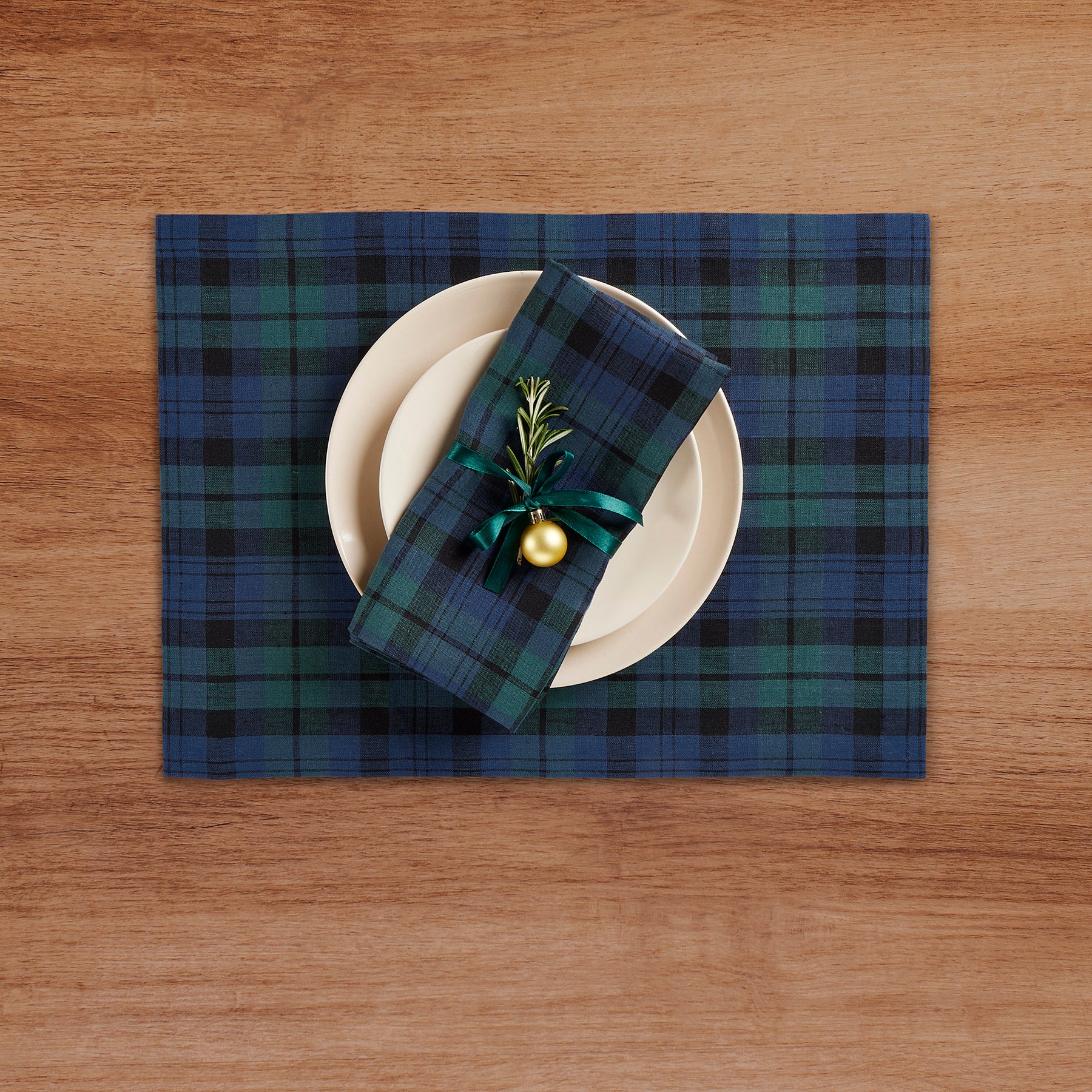 Premium Blackwatch Plaid Napkins - Set of 4 Soft Cotton Dinner Napkins for Formal Dining, Holiday Parties & Elegant Table Settings