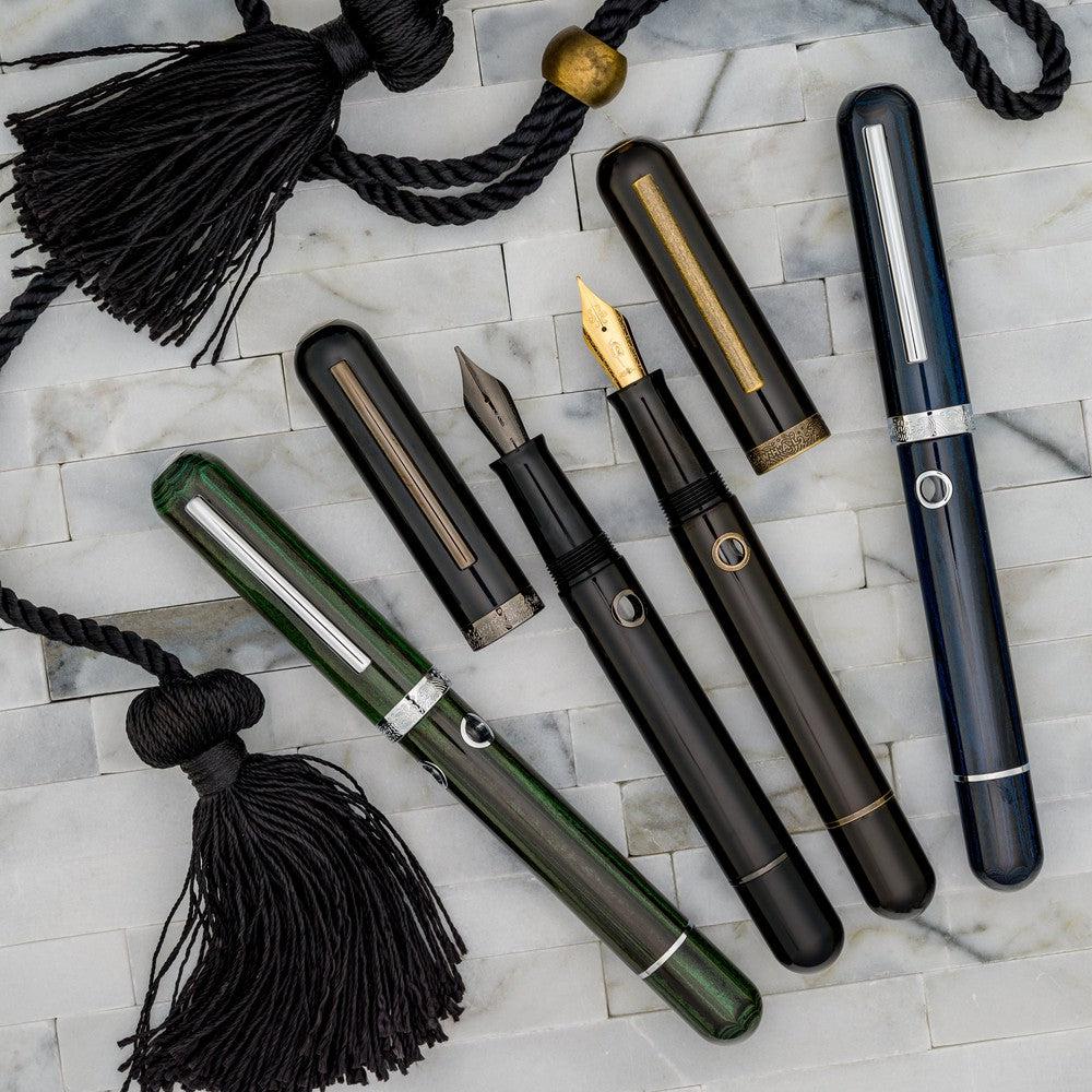 Nahvalur (Narwhal) Nautilus Fountain Pen - Premium Chelonia Green Resin - Perfect for Journaling, Calligraphy & Gift Giving