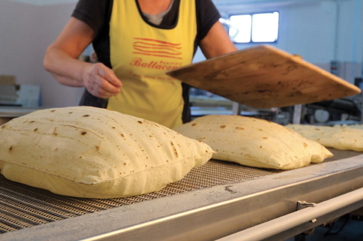 Authentic Sardinian Pane Carasau - Traditional Italian Carasau Bread from Sardinia | Crispy Flatbread Made in Italy (2-Pack, 14.1oz/400g) - Perfect for Appetizers, Charcuterie Boards & Mediterranean Cuisine