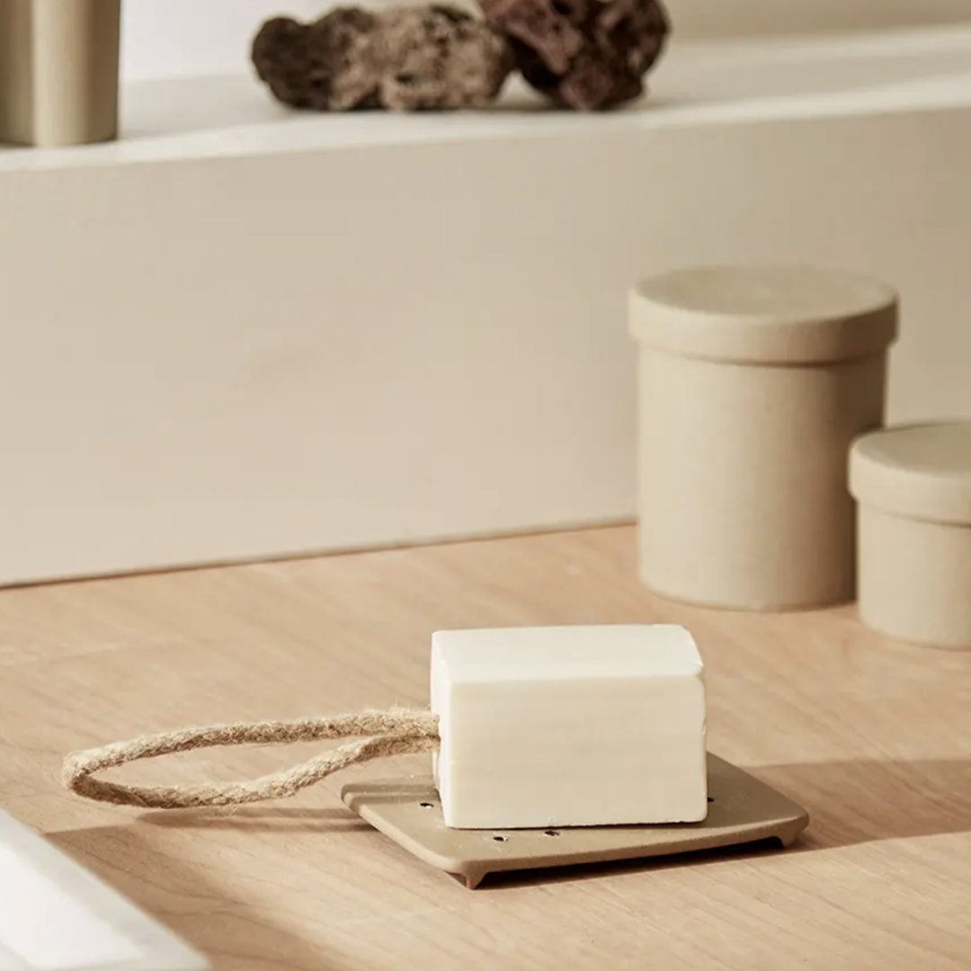 Bon Accessories Soap Tray - Premium Bamboo Soap Holder for Bathroom, Shower & Sink - Non-Slip Drainage Soap Dish for Bar Soaps - Perfect for Home, Spa, Hotel & Travel Use