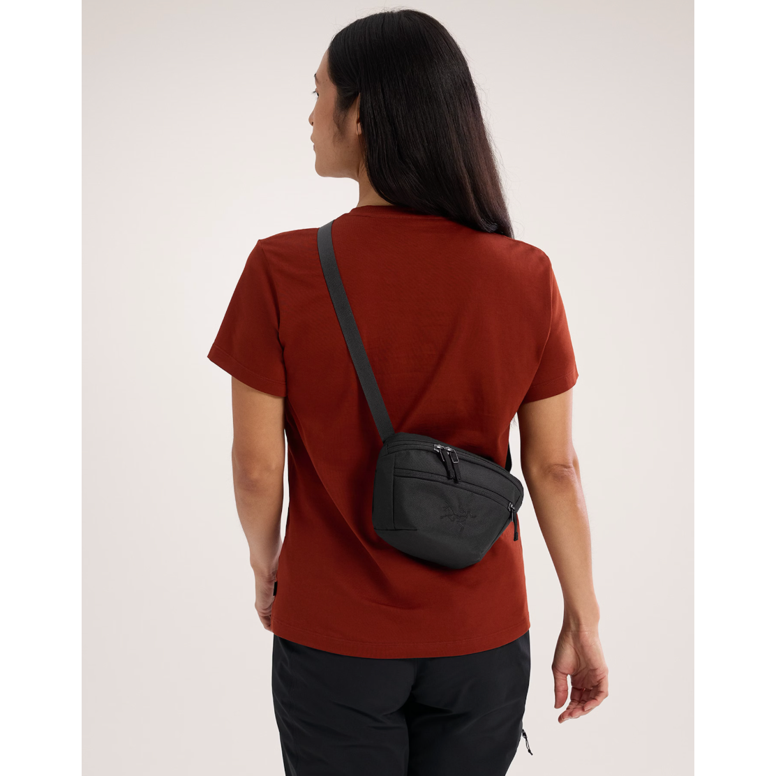 Arc'teryx Mantis 1 Waist Pack - Lightweight & Durable Fanny Pack for Hiking, Travel & Everyday Use | Water-Resistant & Adjustable Belt | Perfect for Outdoor Adventures & Commuting