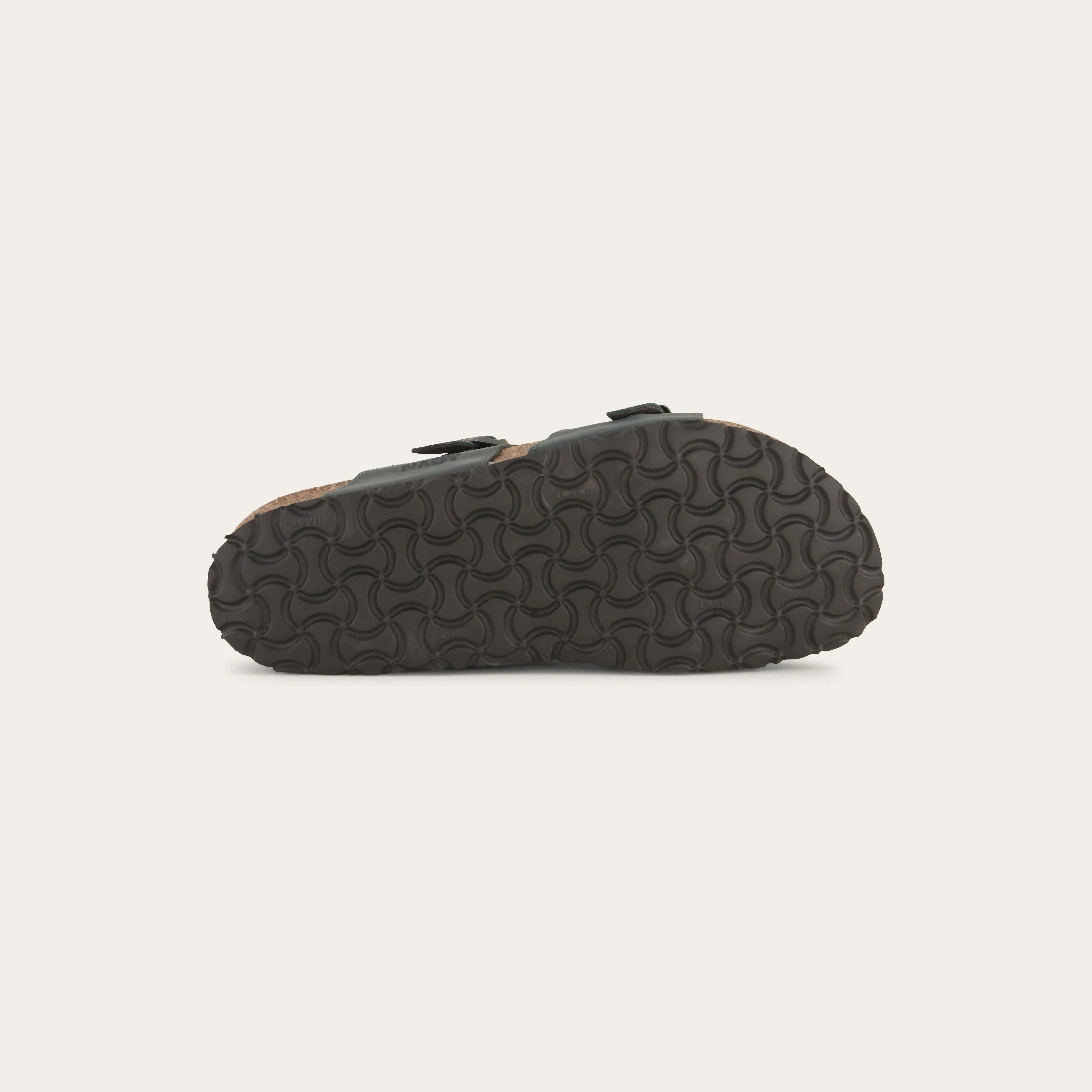 Santa Cruz Men's Skateboard Shoes - Durable & Comfortable for Street Skating, Casual Wear & Everyday Use