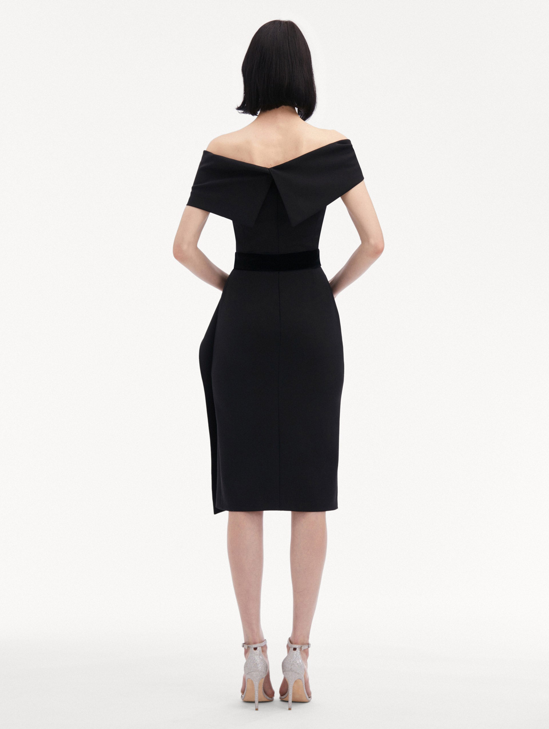 Elegant Off Shoulder Cocktail Dress with Ribbon Details - Perfect for Evening Parties, Weddings & Special Occasions