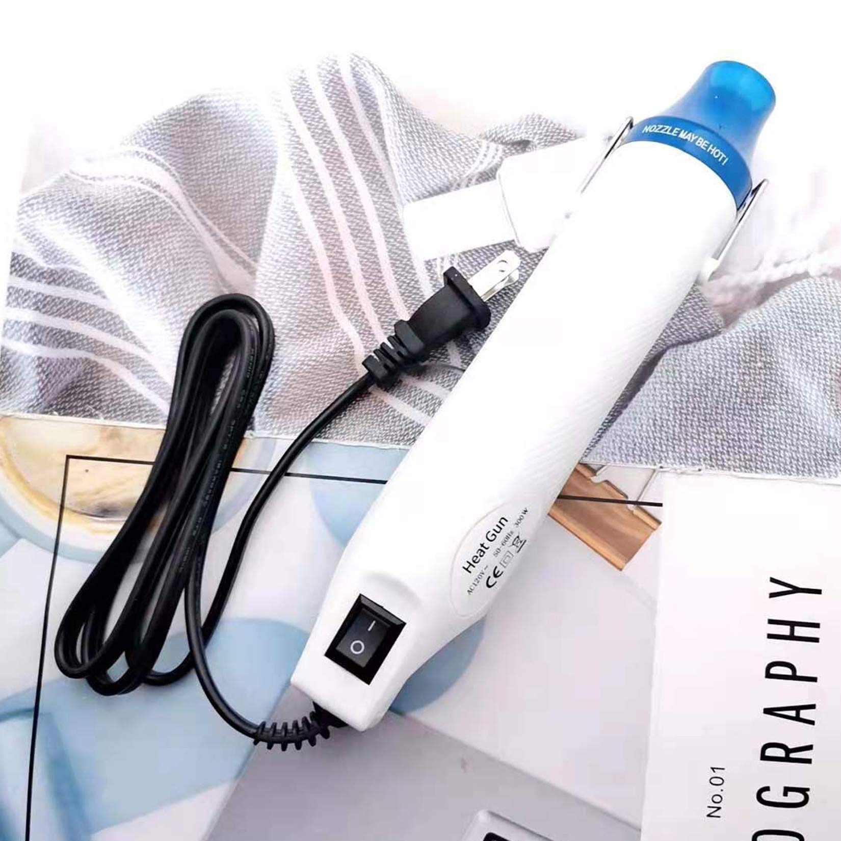Markeny Bubble Remover Tool for Epoxy Resin & Acrylic Art - Portable Air Bubble Buster for DIY Resin Cups, Jewelry, Crafts - Perfect for Resin Casting, Coating, and Art Projects