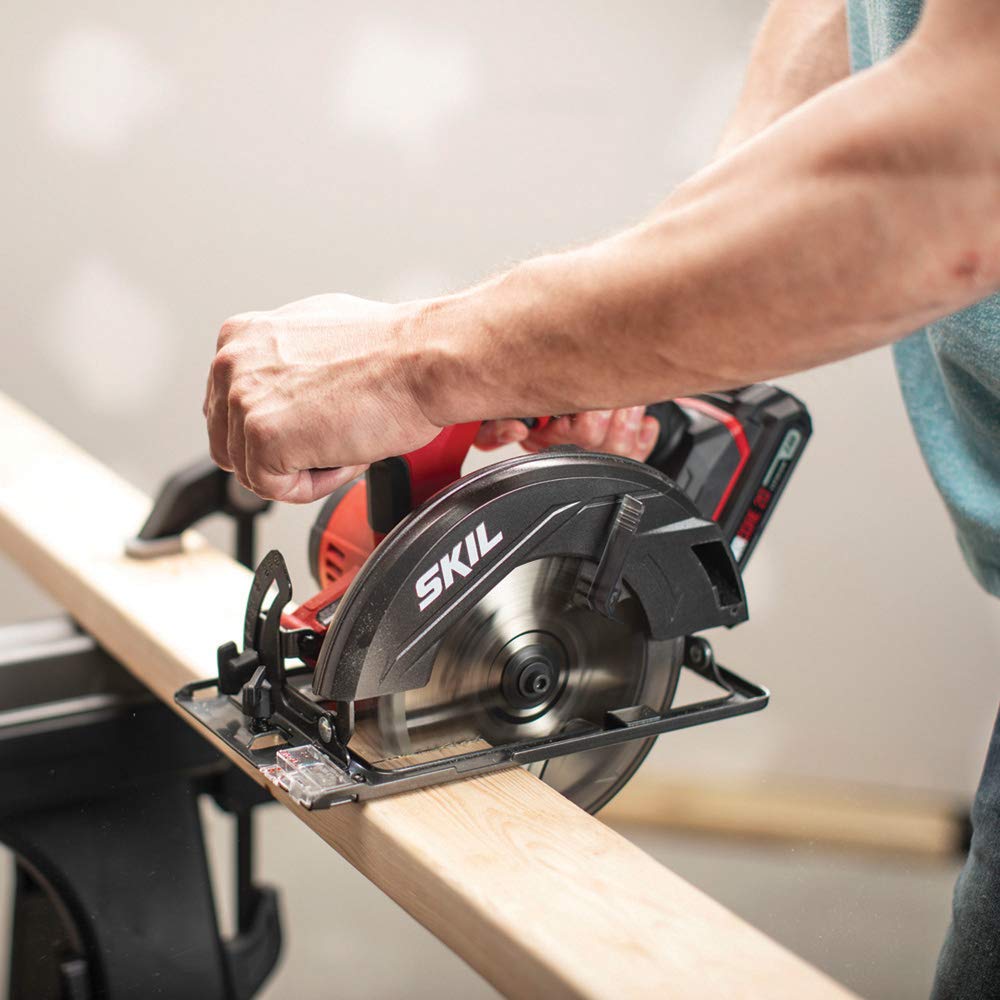 SKIL 20V Cordless Circular Saw with 6-1/2 Inch Blade - Includes 2.0Ah PWR CORE 20 Lithium Battery & Charger (CR540602) - Perfect for Woodworking, DIY Projects, and Construction Jobs