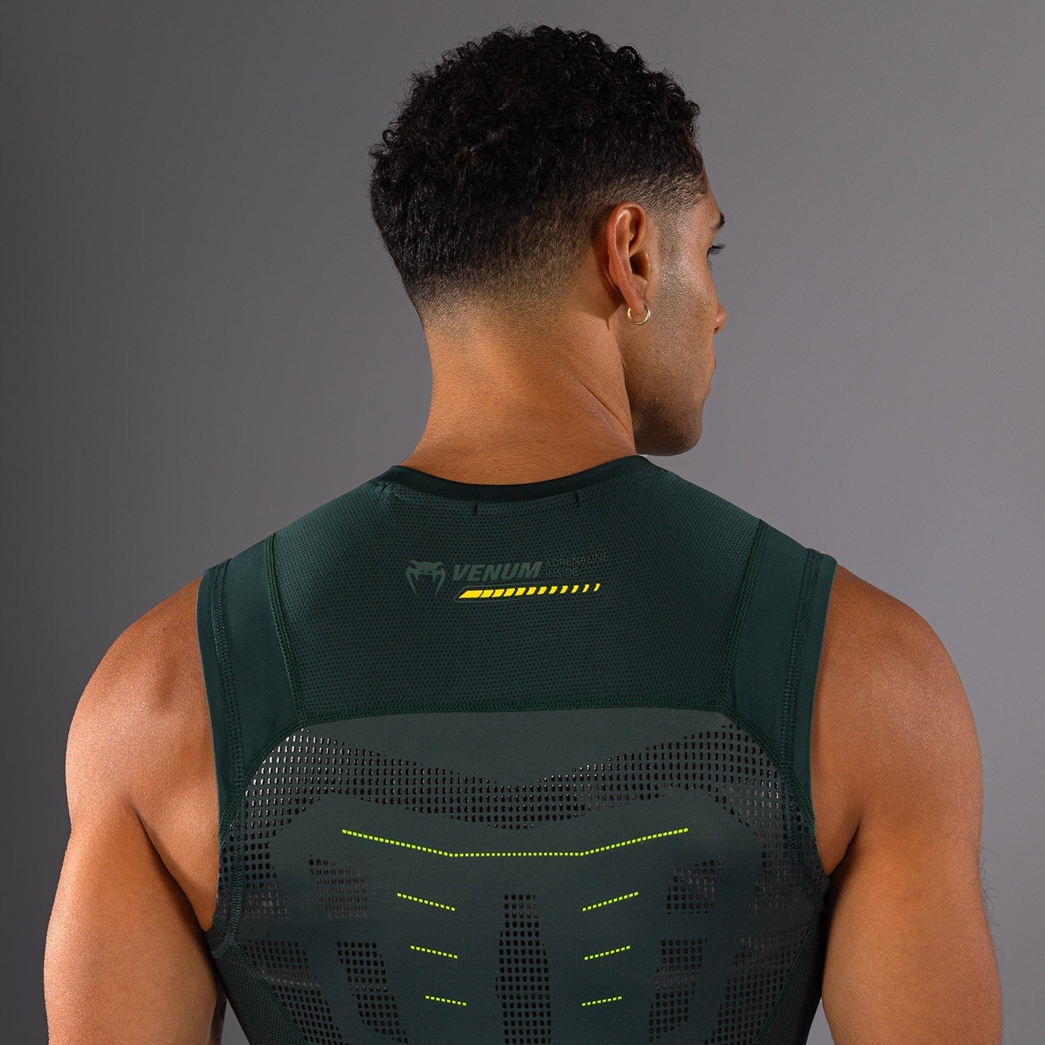 Venum Technical 3.0 Sleeveless Rashguard - MMA, BJJ & Grappling Training Shirt for Men - Moisture Wicking & Quick Dry - Forest Green - Perfect for MMA Fighters, Brazilian Jiu-Jitsu & Combat Sports Athletes