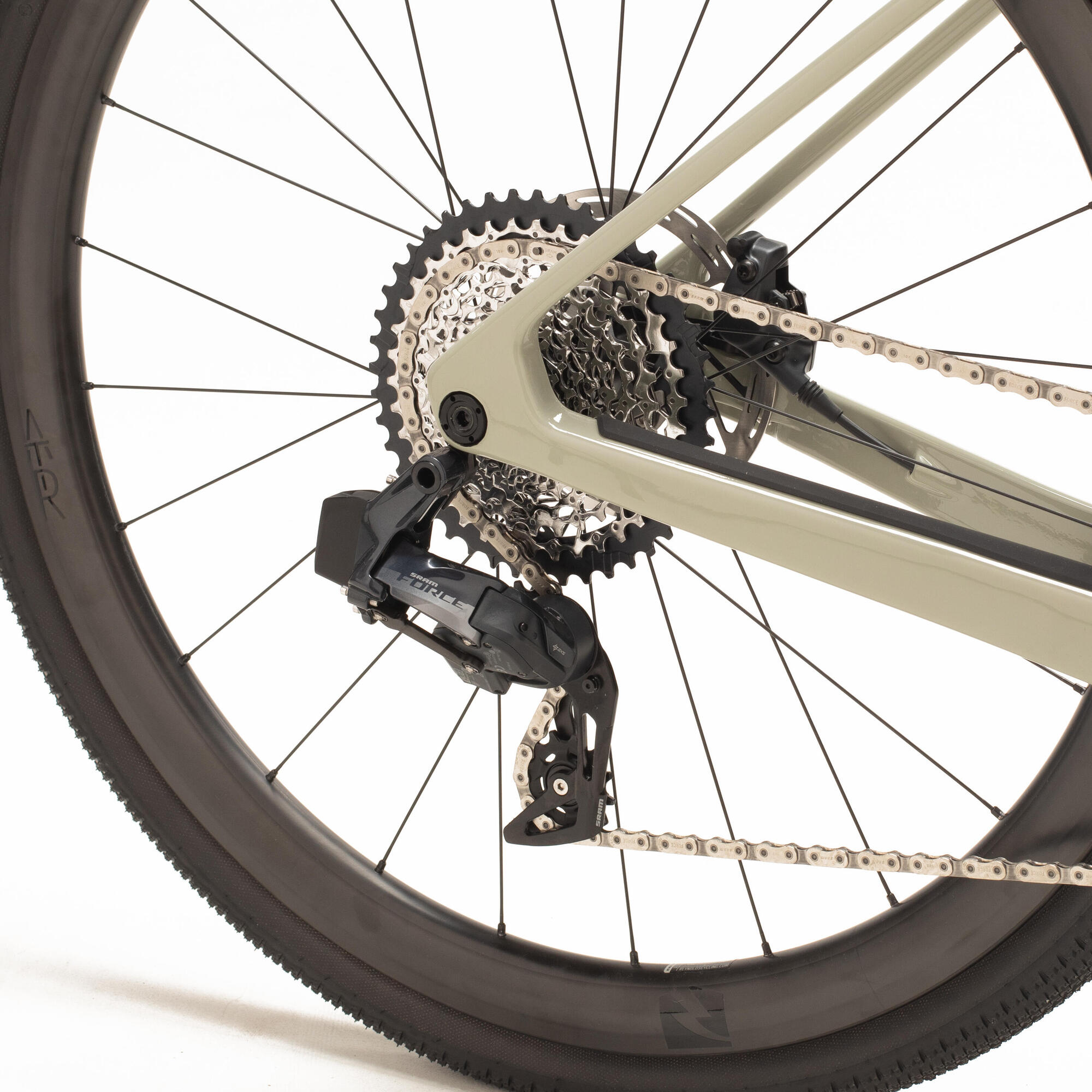 SRAM Force AXS Carbon Gravel Bike - Reynolds Wheels | Lightweight & Durable for Off-Road Adventures & Commuting