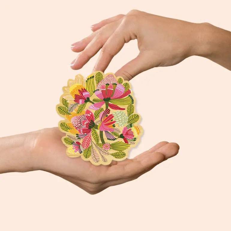 Exquisite Wild Protea Flower Wooden Brooch - Handcrafted Floral Pin for Women - Perfect for Weddings, Parties & Fashion Accessories