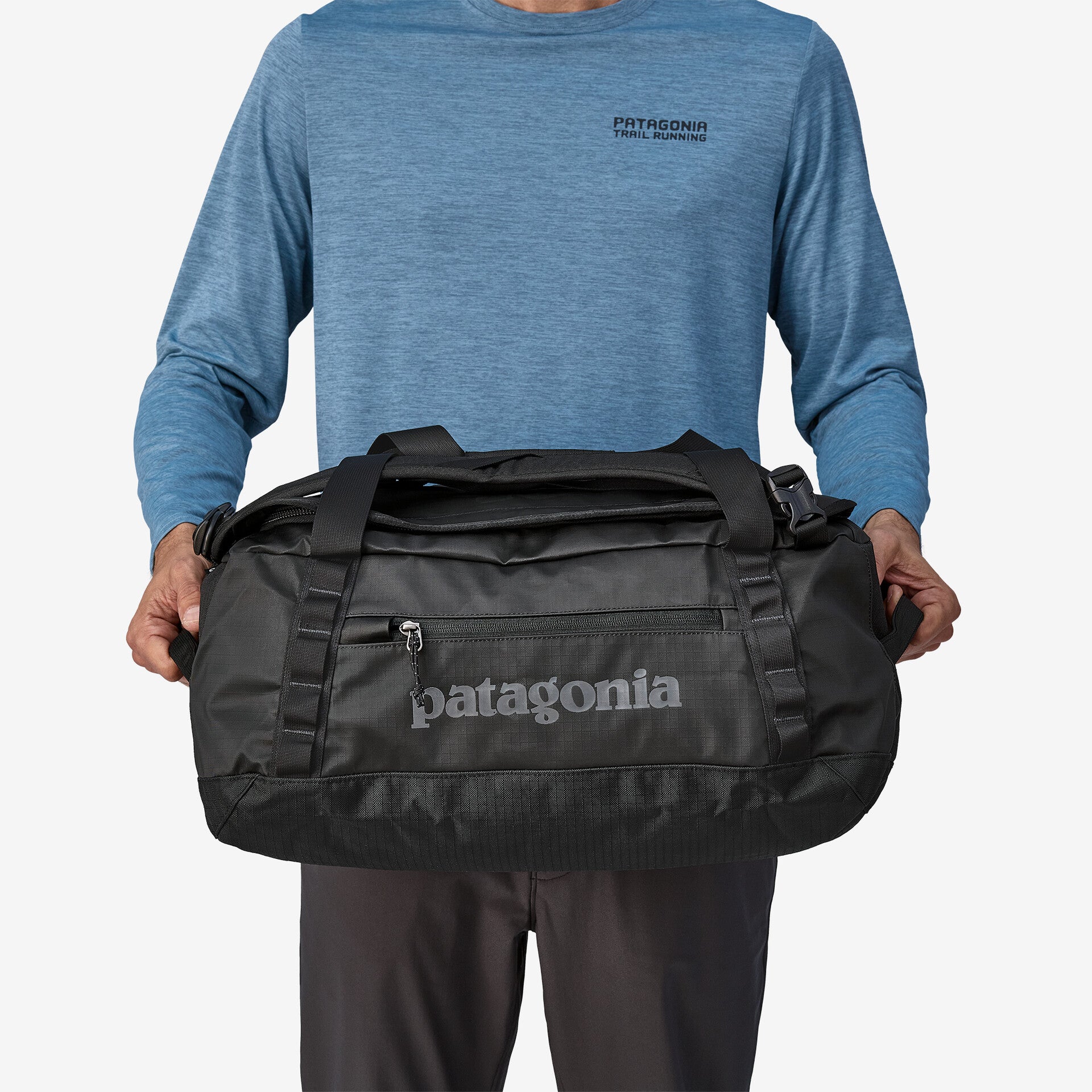 Black Hole® Duffel 40L - Waterproof Travel Duffel Bag for Camping, Hiking & Outdoor Adventures - Durable 40L Carry-On Luggage for Men & Women