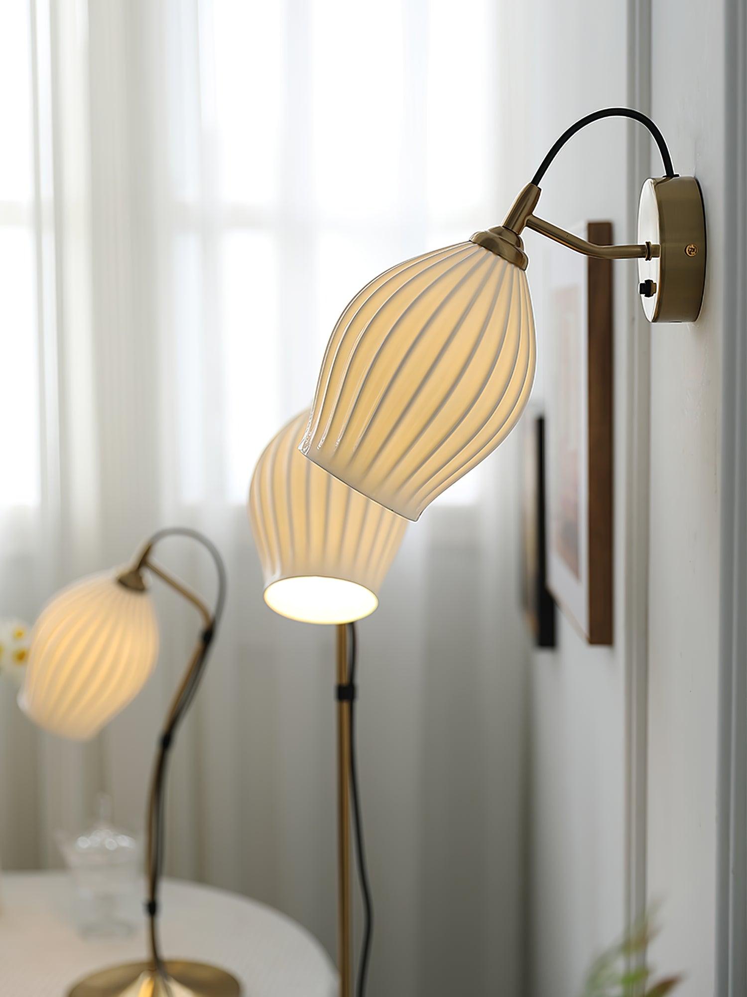 Modern Ceramic Ribbed Wall Light Fixture - Sleek Textured Sconce for Bedroom, Living Room & Hallway Lighting | Indoor Home Decor