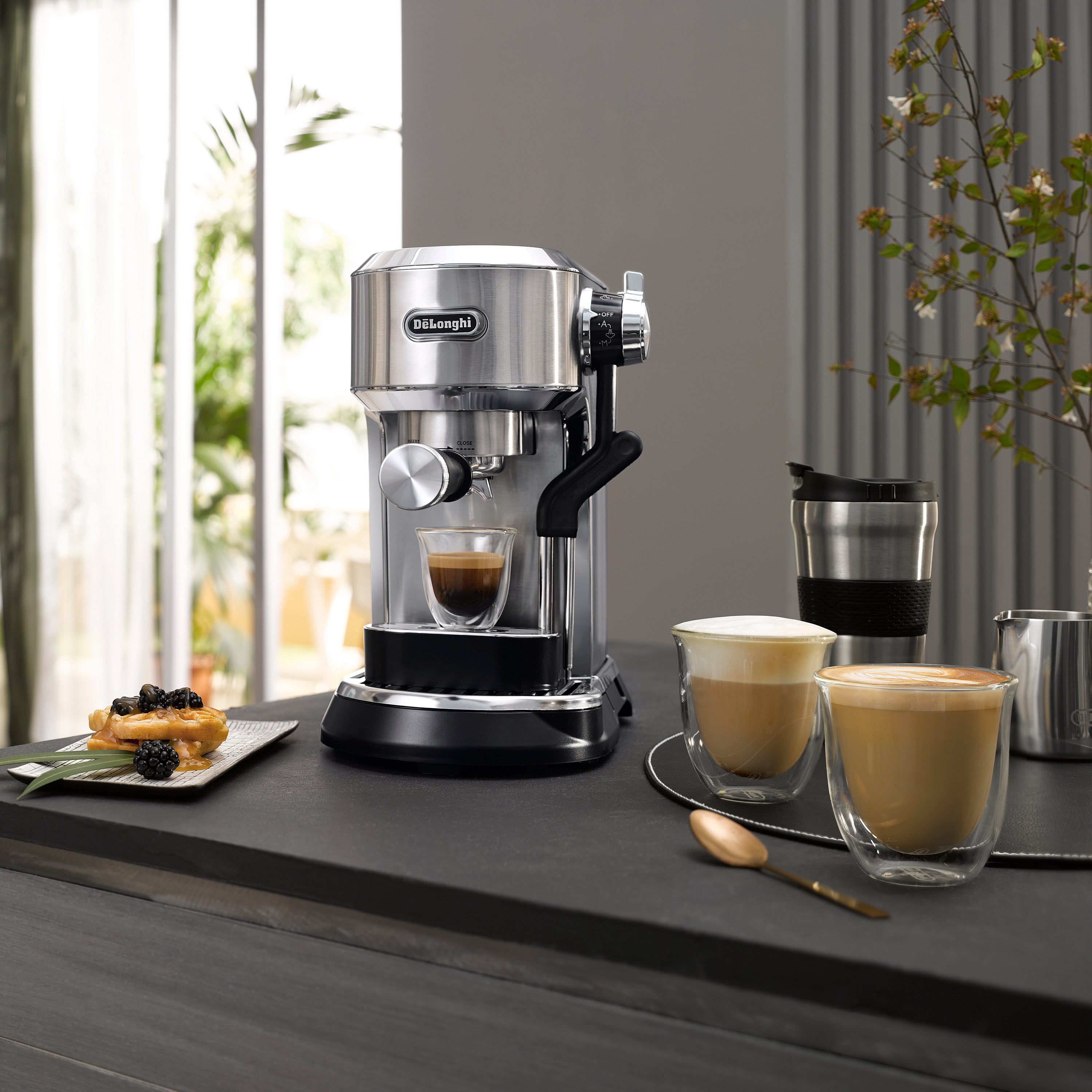 De'Longhi Dedica Maestro Plus EC950M Espresso Machine with Cappuccino Maker - Perfect for Home Baristas & Coffee Lovers - Ideal for Kitchens, Offices & Gifts