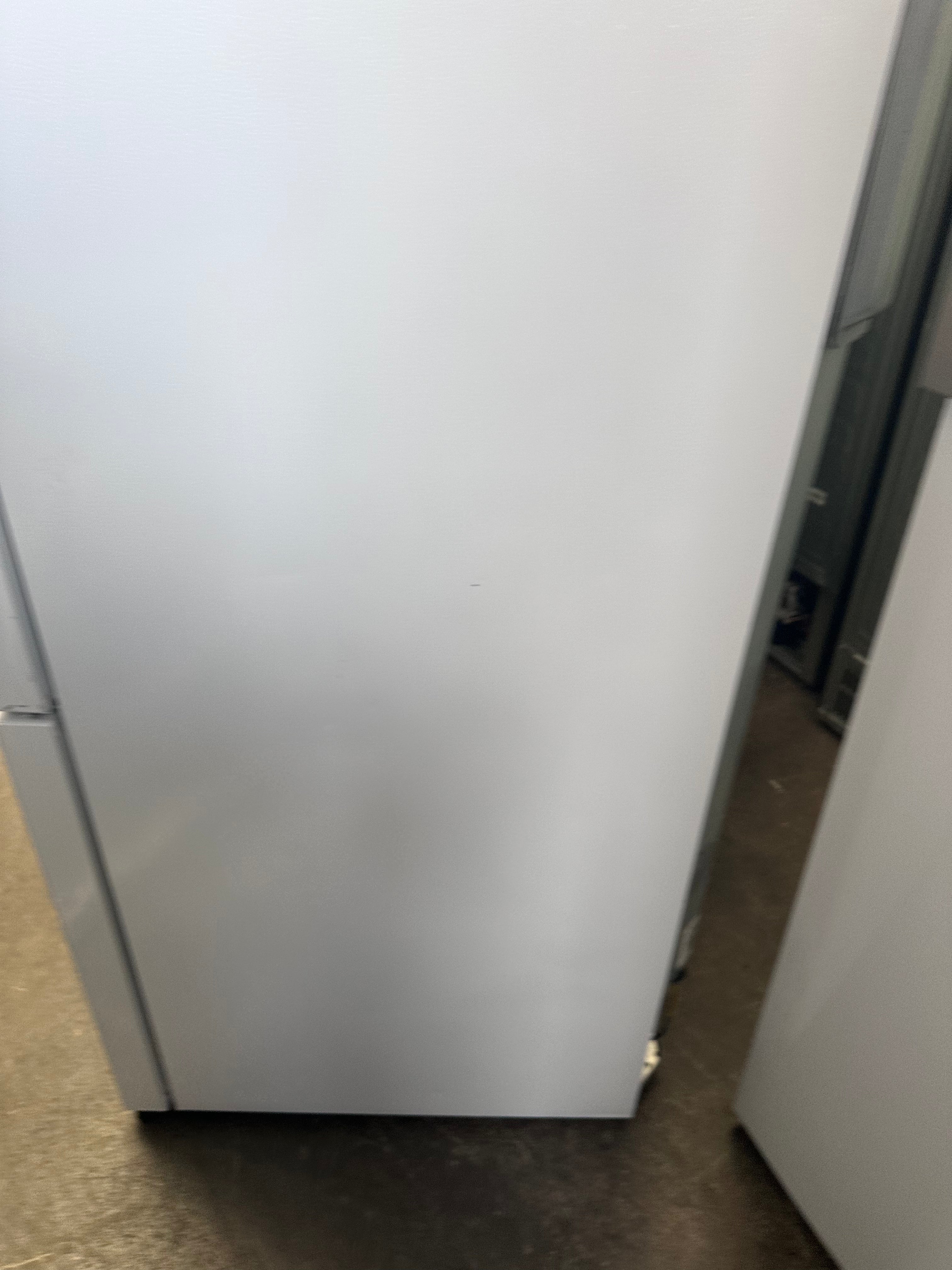Kelvinator 528L Bottom Mount Refrigerator - Energy Efficient, Large Capacity Fridge for Home & Kitchen | Perfect for Families, Restaurants & Office Break Rooms (Certified Refurbished)