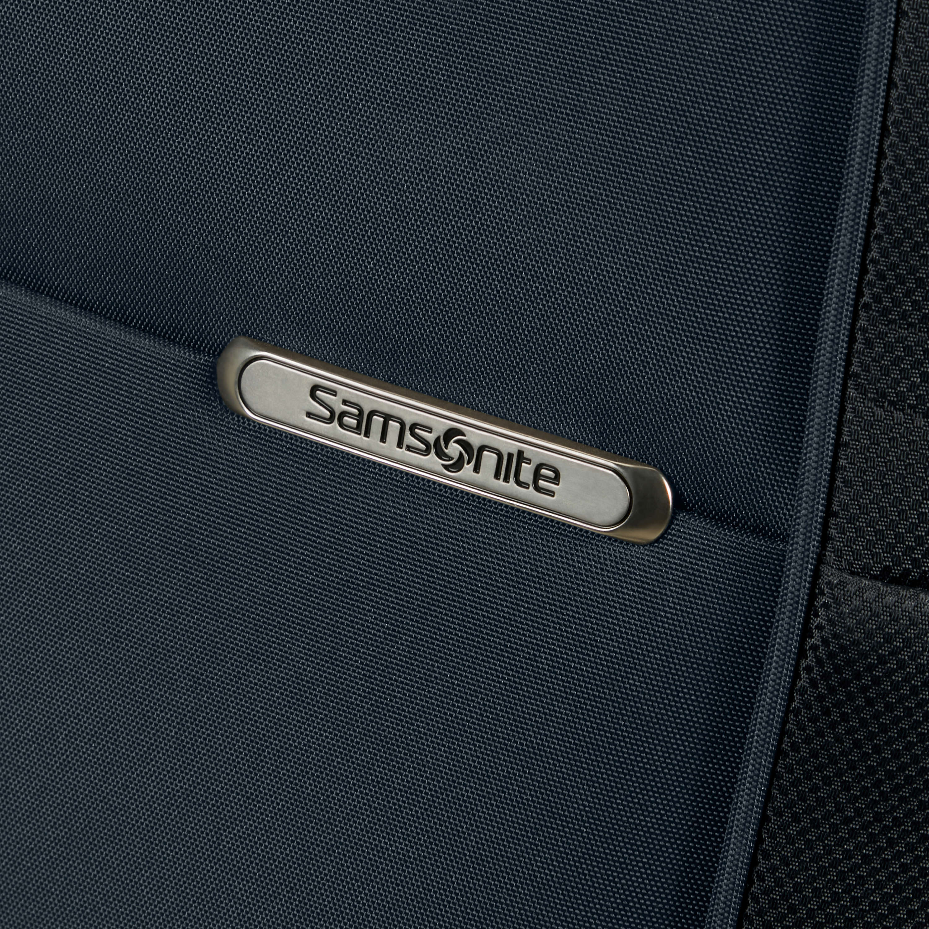 Samsonite D'Lite Underseater Carry-On Luggage - Lightweight Spinner Suitcase for Air Travel, Perfect Under Seat Bag for Business Trips & Weekend Getaways