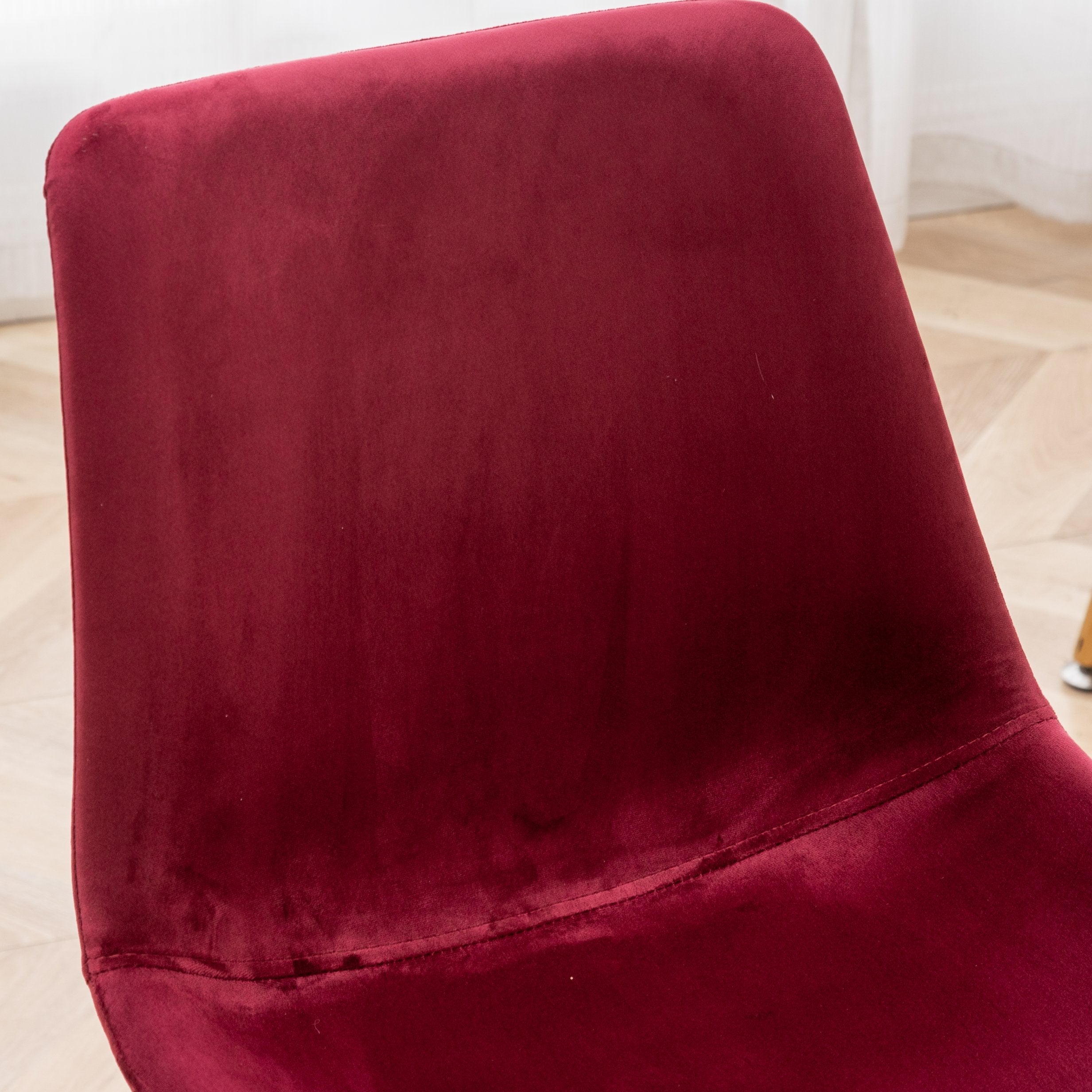 Roundhill Furniture Aufurr Modern Velvet Dining Chairs - Set of 2, Soft Red Velvet Upholstery, Comfortable Mid-Century Style Dining Room Chairs for Kitchen, Dining Table, Breakfast Nook & Home Decor