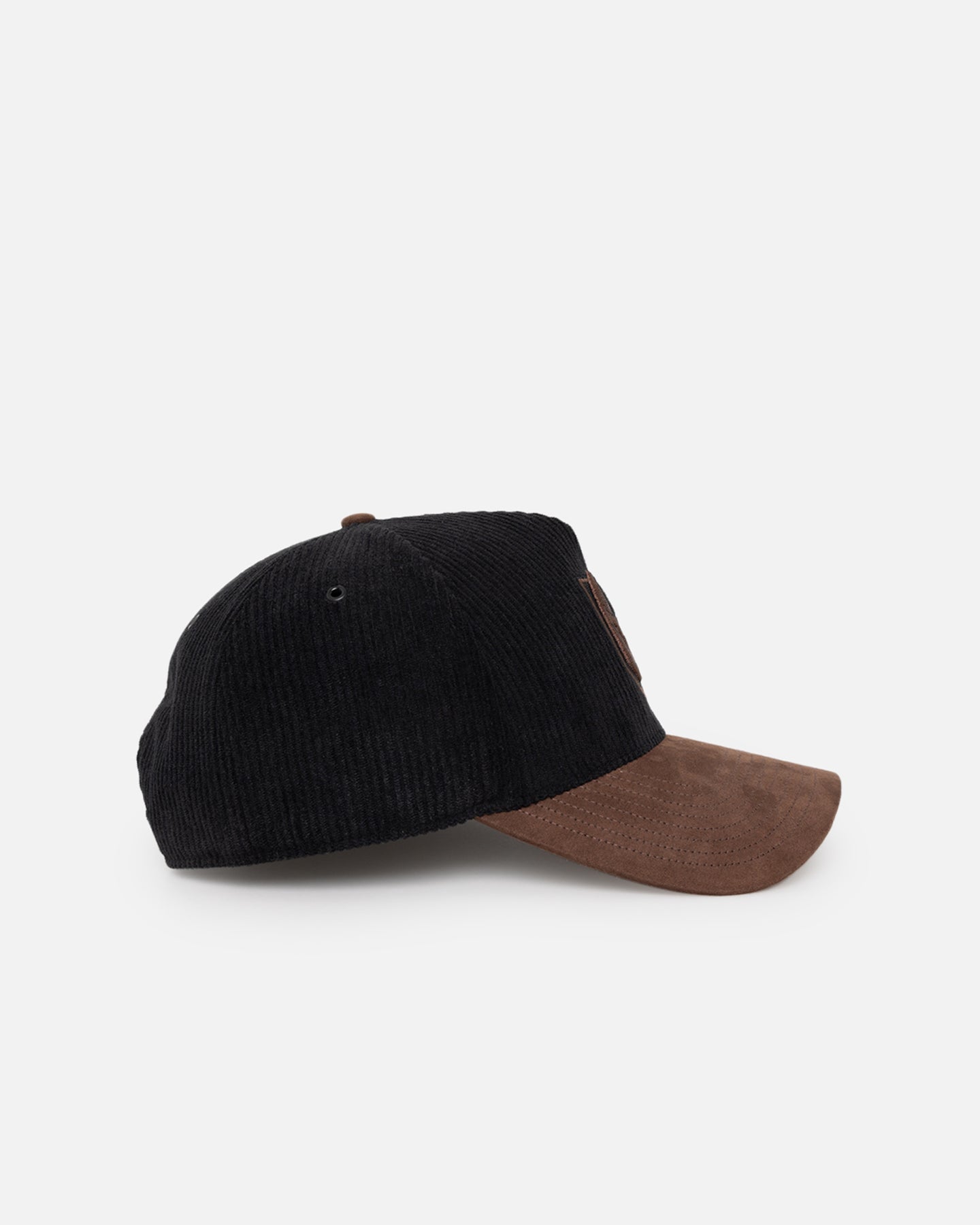 47 Brand Vegas Knights 'Black Barren' 47 Offside DT Snapback Black Hat - Official NHL Hockey Cap for Men & Women - Perfect for Games, Tailgating & Fan Gear Collection