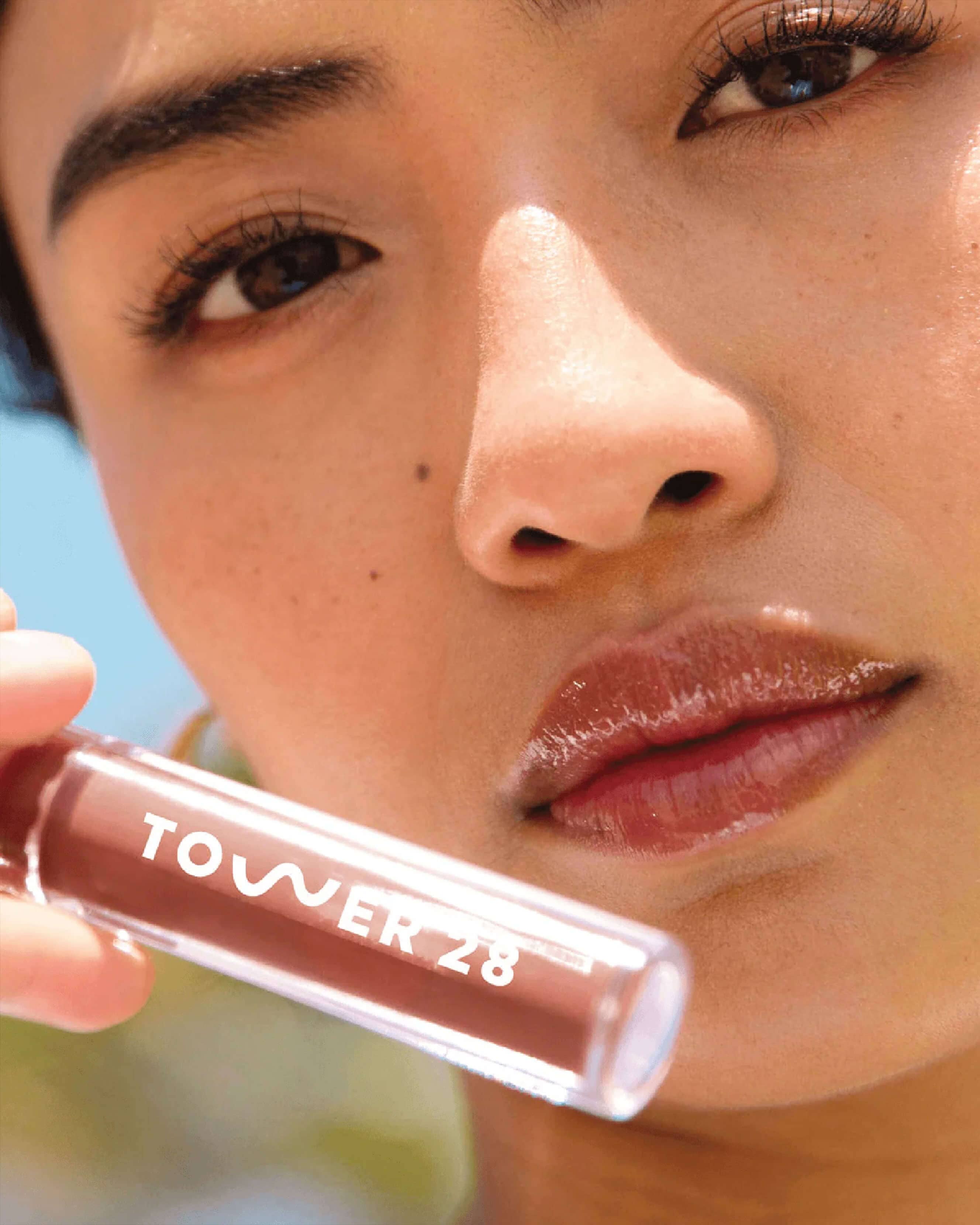 ShineOn Lip Jelly - Hydrating Glossy Lip Balm with Vitamin E | Moisturizing & Plumping Effect | Perfect for Daily Wear, Date Night & Makeup Looks