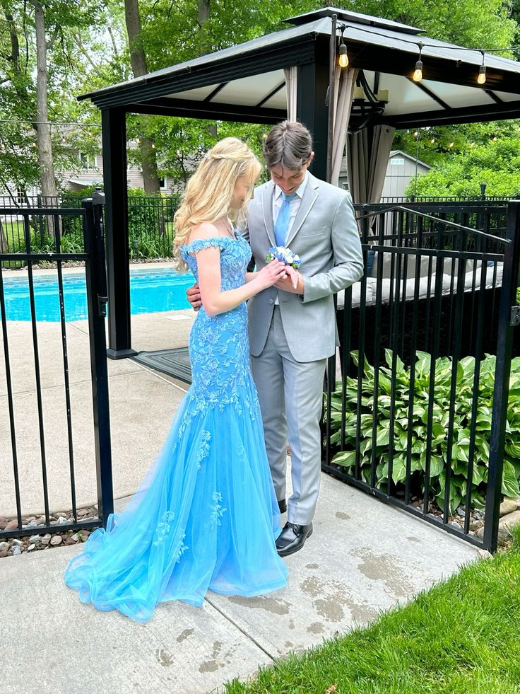 Elegant Off Shoulder Lace Mermaid Prom Dress with Applique Details - J5398 Formal Gown for Homecoming, Wedding Guest & Special Occasions