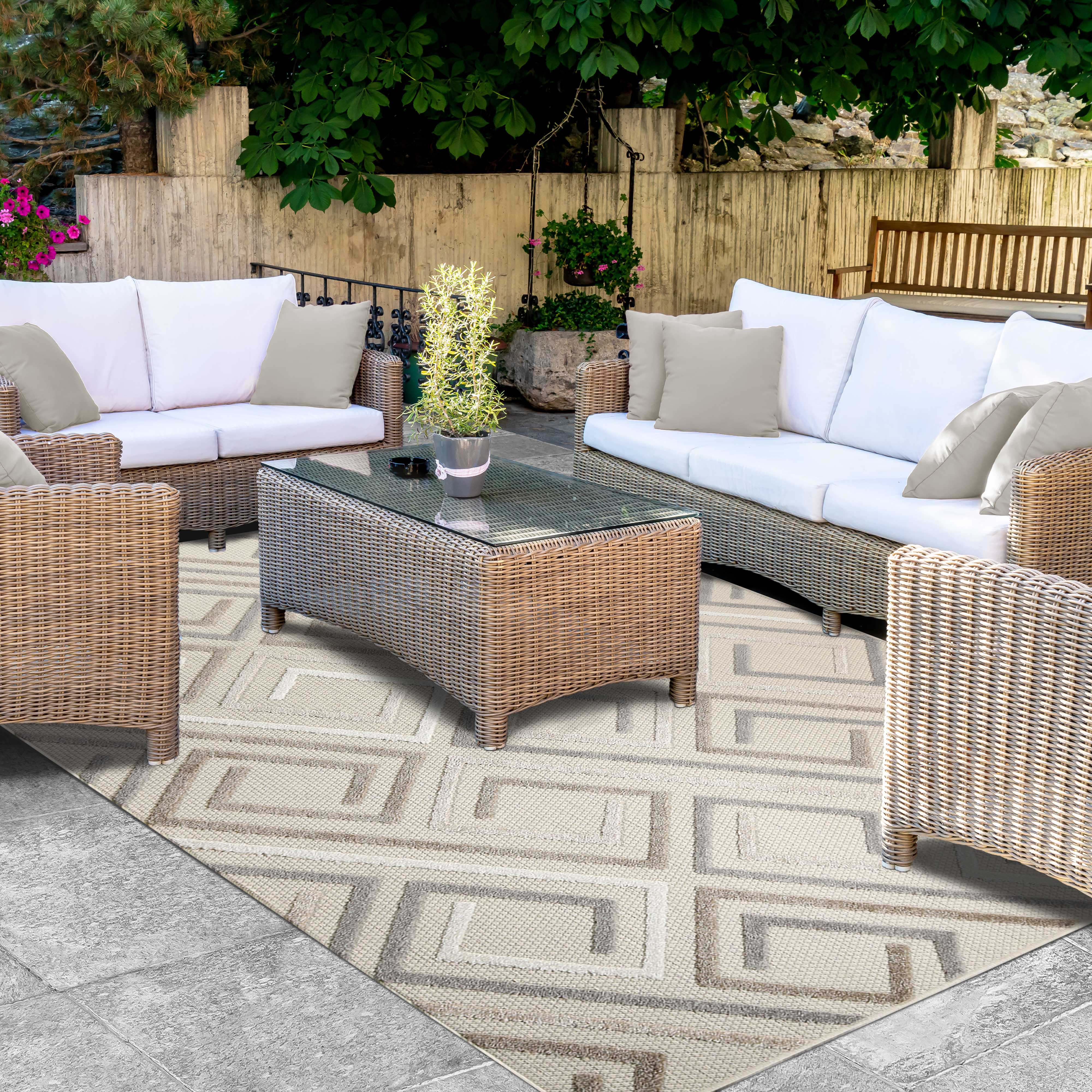 Stylish Geometric Modern Indoor Outdoor Area Rug - Perfect for Living Room, Patio, and Bedroom Decor