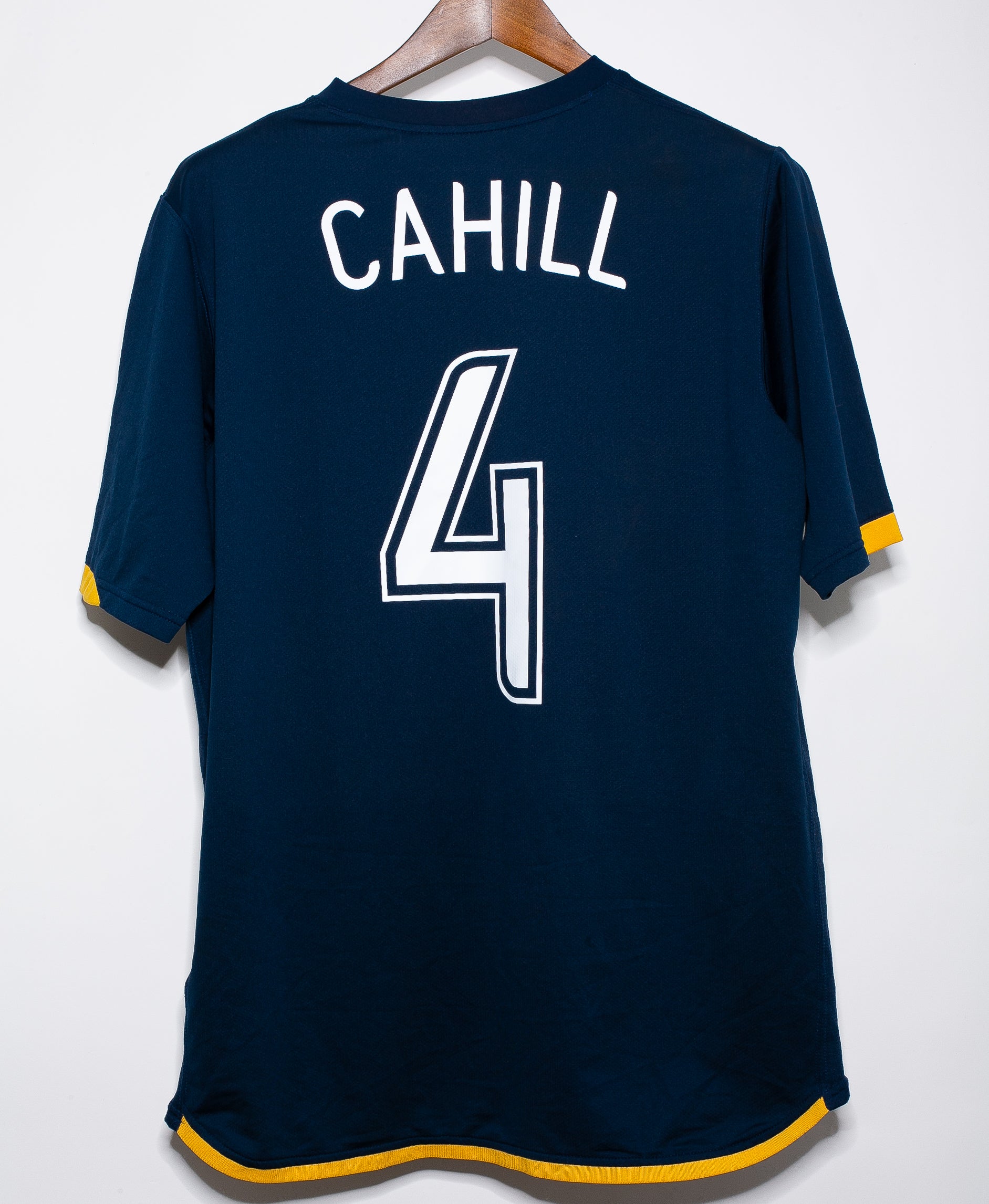 2006 Australia Tim Cahill Away Soccer Jersey Size L - Vintage Football Shirt for Fans & Collectors - Perfect for Matches, Gifting & Memorabilia Display