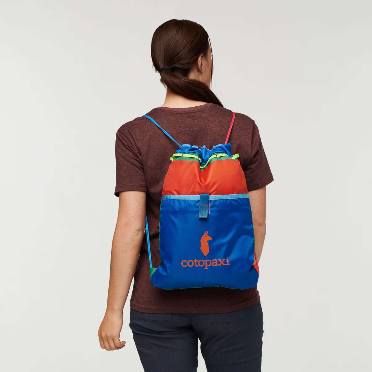Cotopaxi Tago Drawstring Backpack Del Día - Lightweight & Water-Resistant Daypack for Hiking, Travel & Daily Use