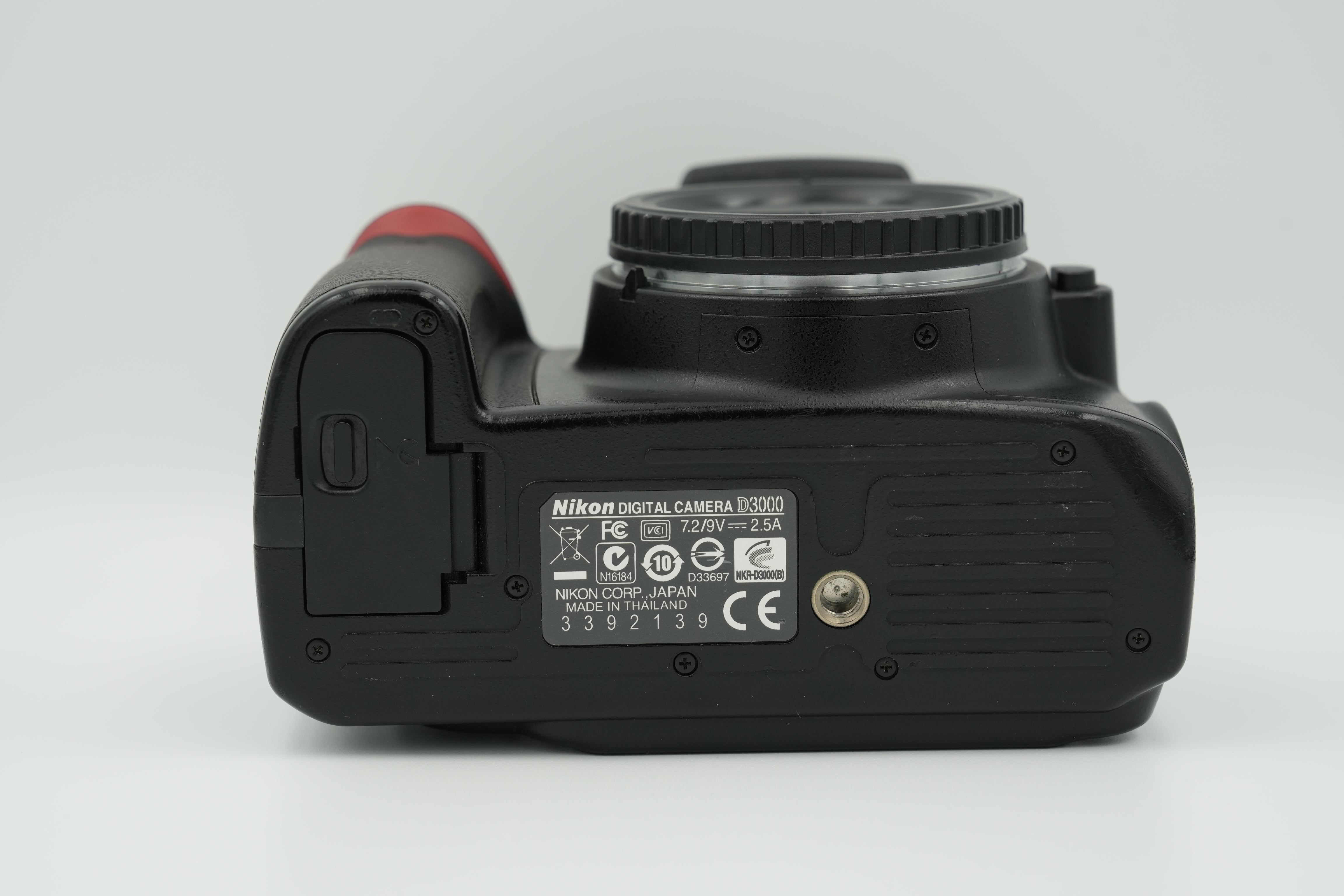 Refurbished Nikon D3000 DSLR Camera Body - Professional Digital Photography for Beginners, Travel & Portrait Shooting
