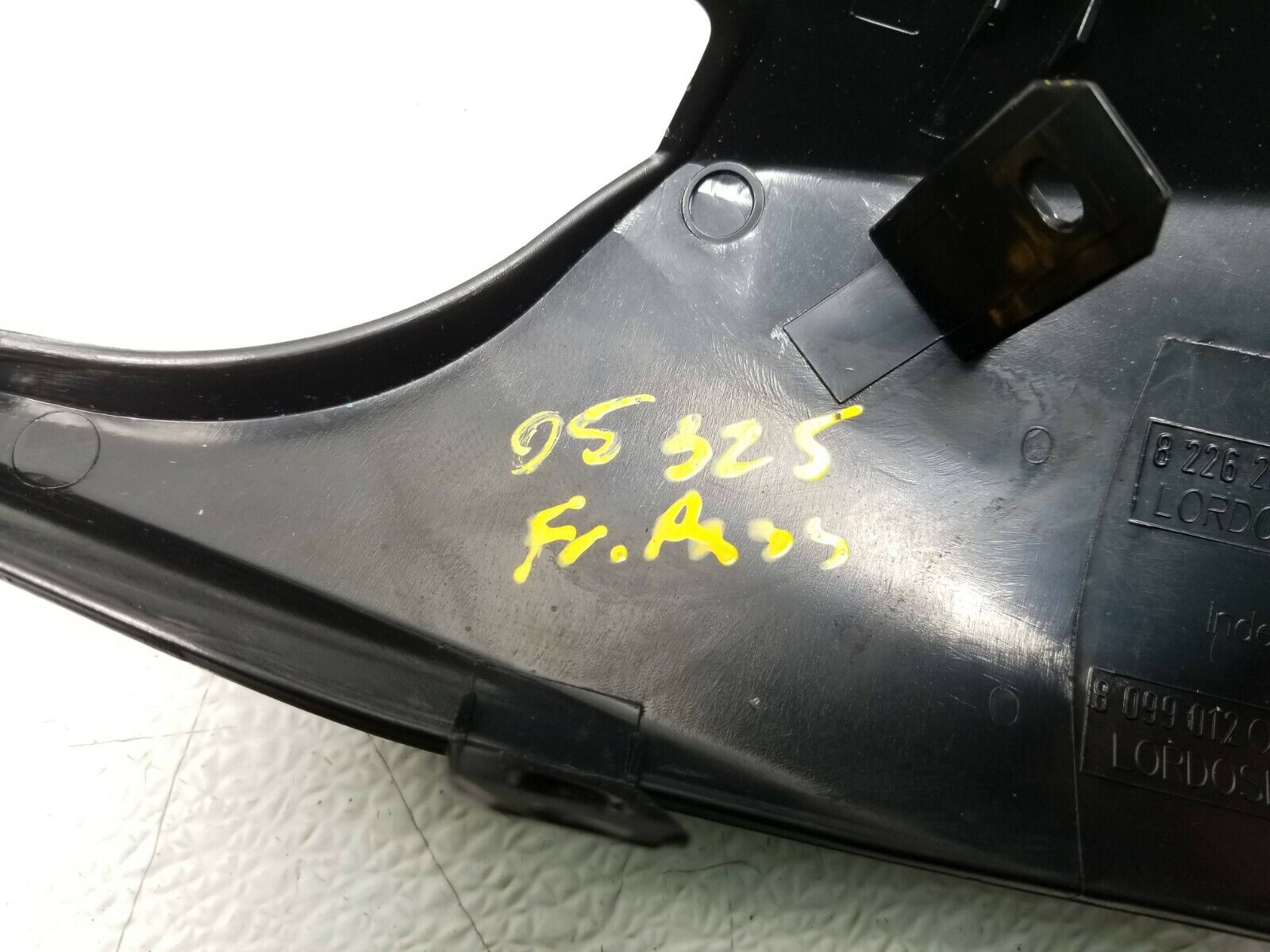 BMW E46 Sedan Front Right Passenger Seat Adjustment Knob with Trim - OEM Part 125k - Perfect for Seat Repair & Car Interior Restoration