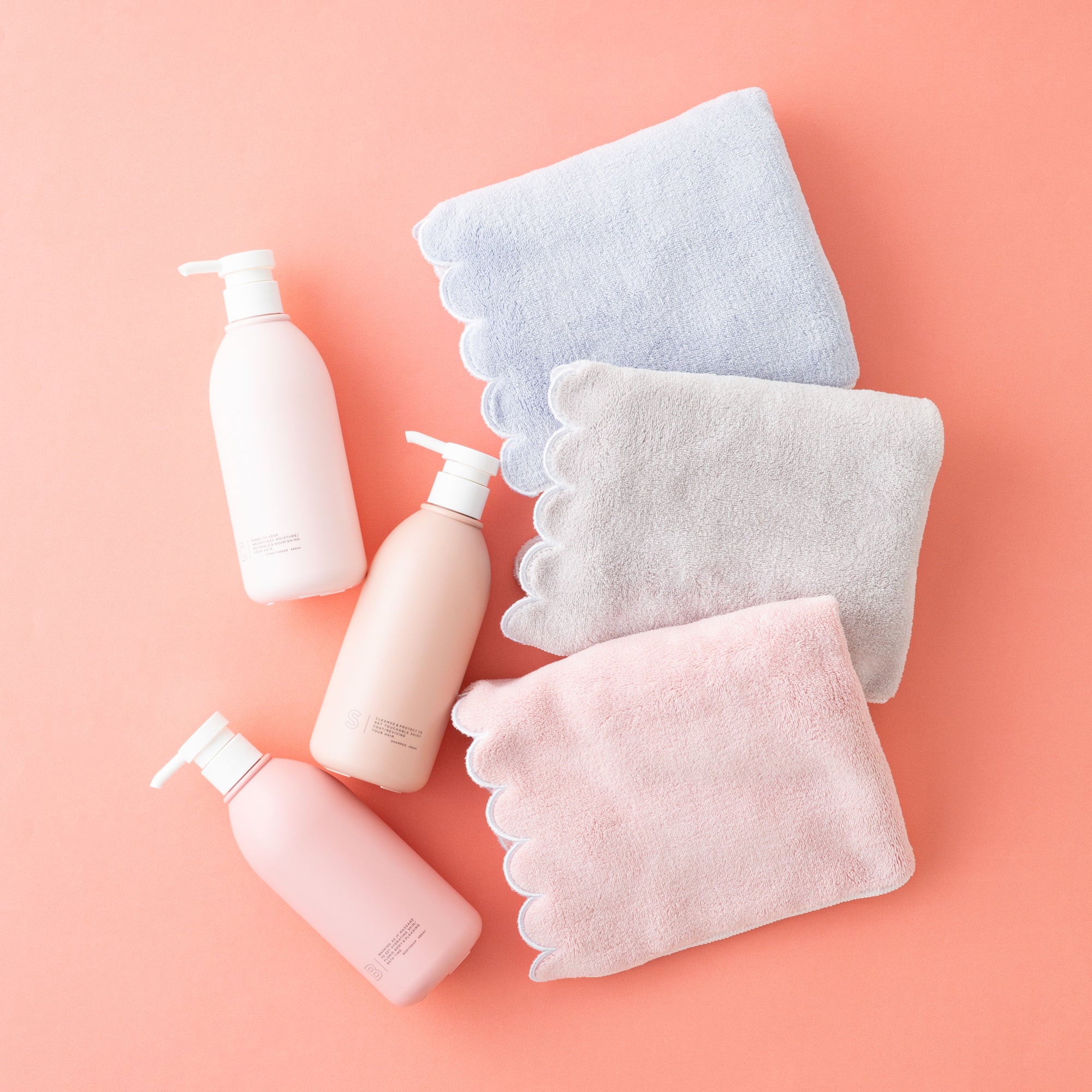 Premium Microfiber Face Towel - Soft Scallop Edge, Light Gray - Gentle Exfoliation & Makeup Removal for Daily Skincare Routine