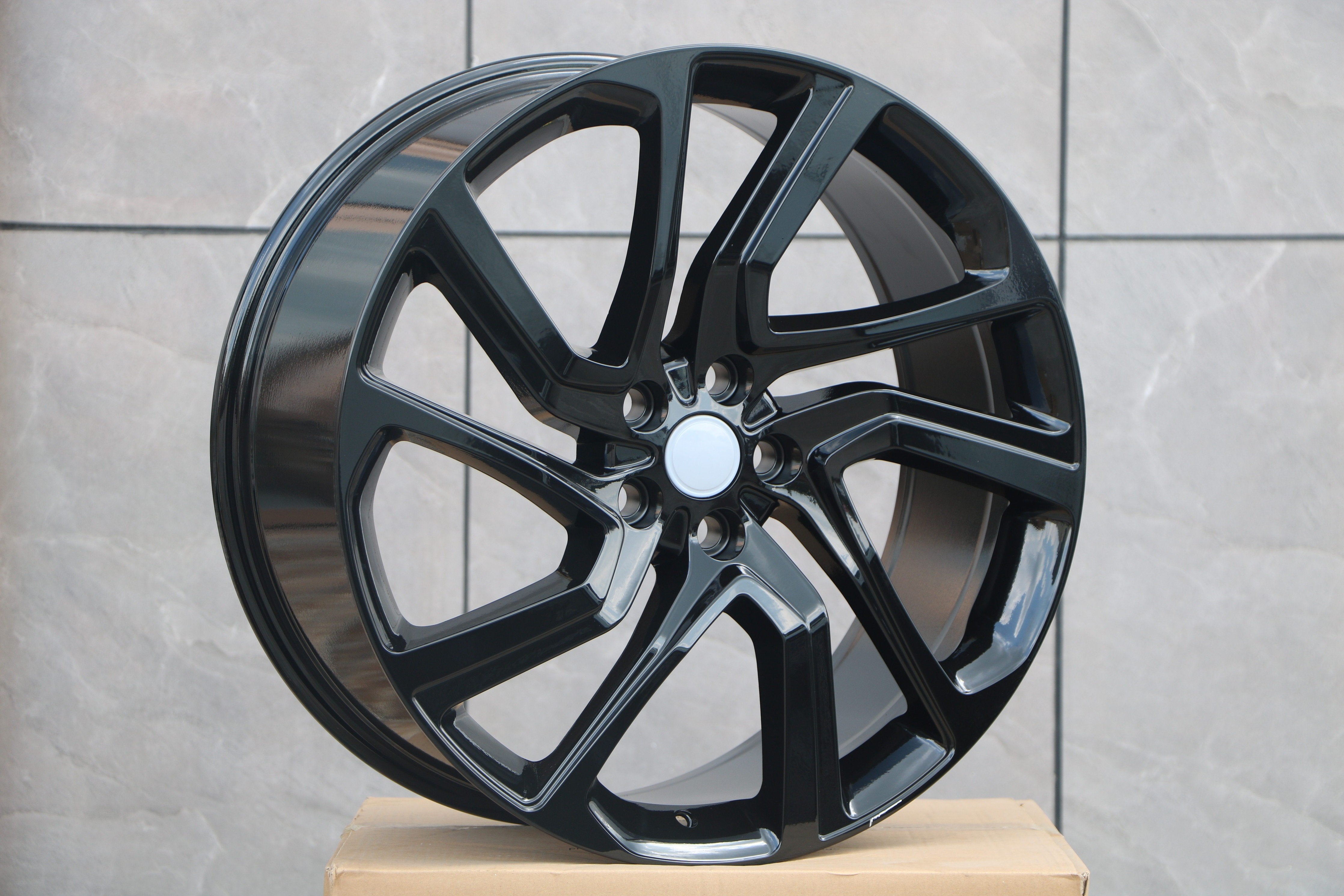 22-Inch Alloy Wheels for Range Rover Vogue, Sport, Defender, Discovery & LR3/LR4 - Premium Off-Road & Luxury SUV Rims for Enhanced Performance & Style