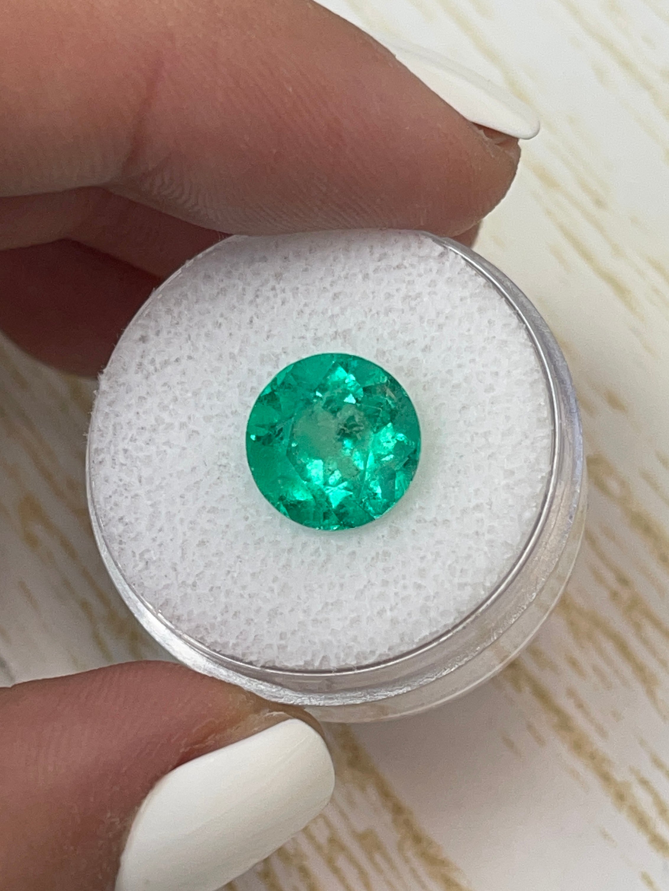 3.79 Carat 10x10mm Vibrant Green Natural Round Loose Colombian Emerald Gemstone for Jewelry Making, Engagement Rings & Luxury Gifts