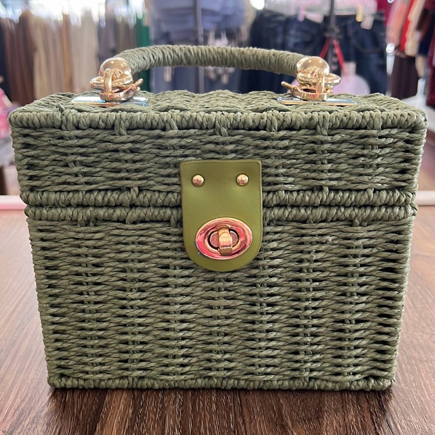 Eco-Friendly Sage Green Lunchbox Purse for Women - Stylish & Functional Lunch Bag for Work, School, or Picnics