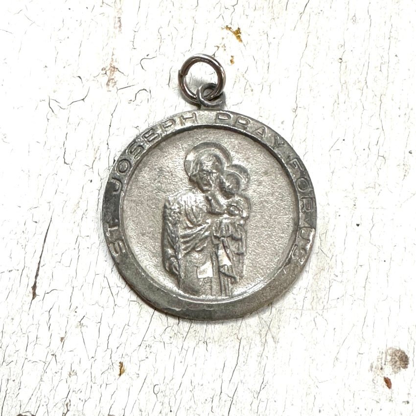 Vintage St. Joseph Devotional Medallion Pendant - Religious Jewelry for Prayer & Protection - Perfect for Catholics, Gifts & Faith-Based Occasions