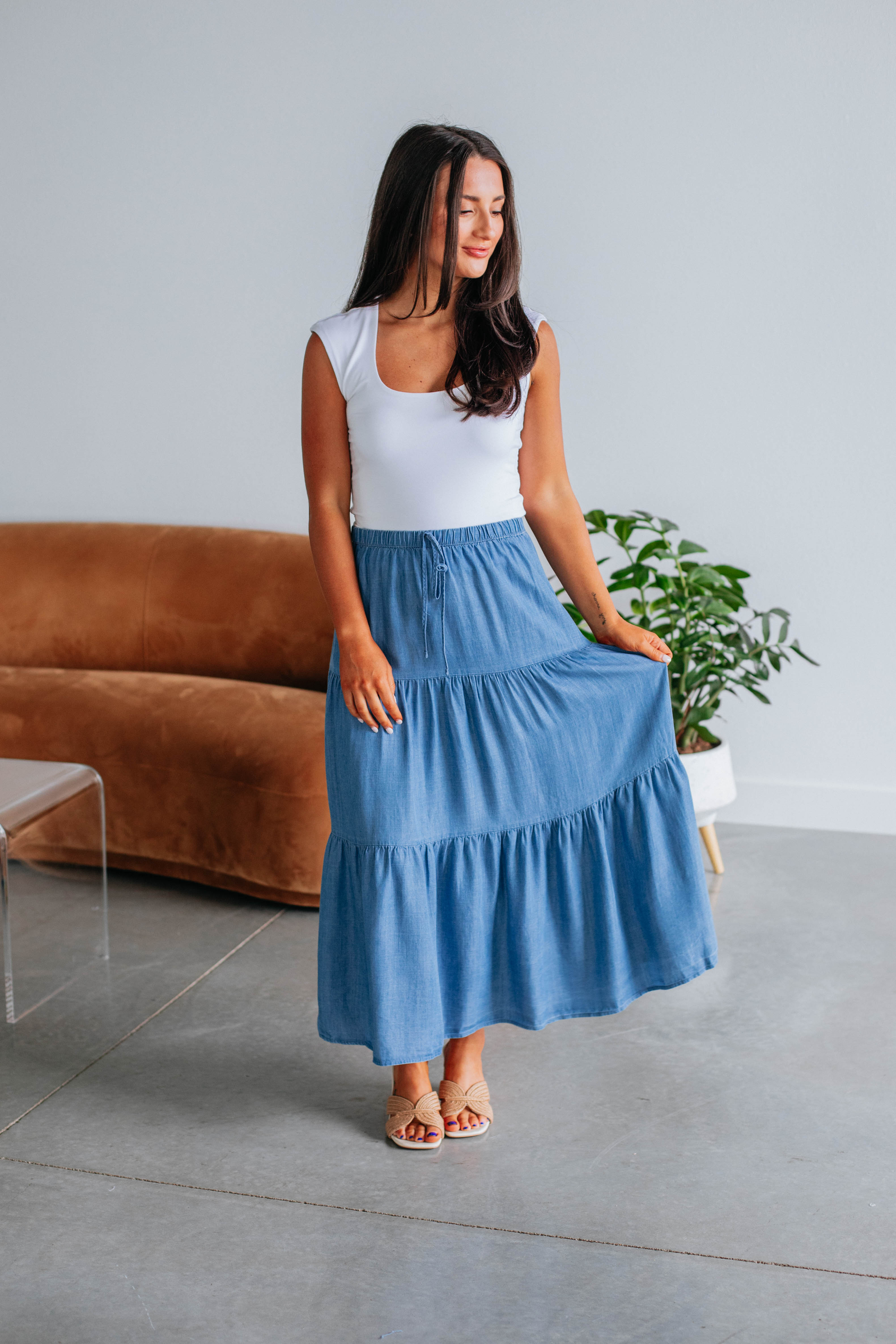 Stylish Beth Midi Skirt for Women - Flowy A-Line Skirt with Pockets - Perfect for Casual Outfits, Office Wear & Date Nights