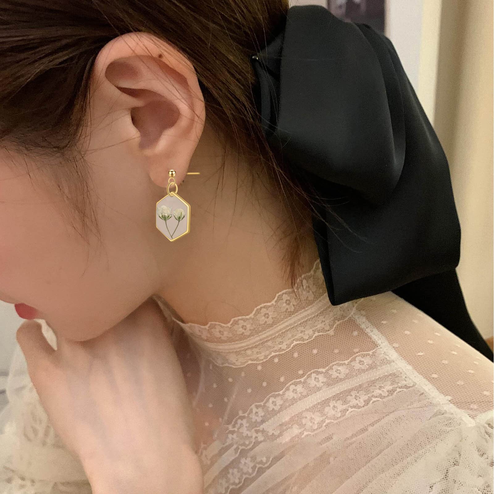 Handmade Pressed Flower Earrings for Women - Unique Baby's Breath Floral Studs with Gold Accents, Resin Drop Dangle Earrings, Symbol of Love & Innocence - Perfect Gift for Her, Bridesmaids, Mother's Day & Everyday Boho Chic Outfits
