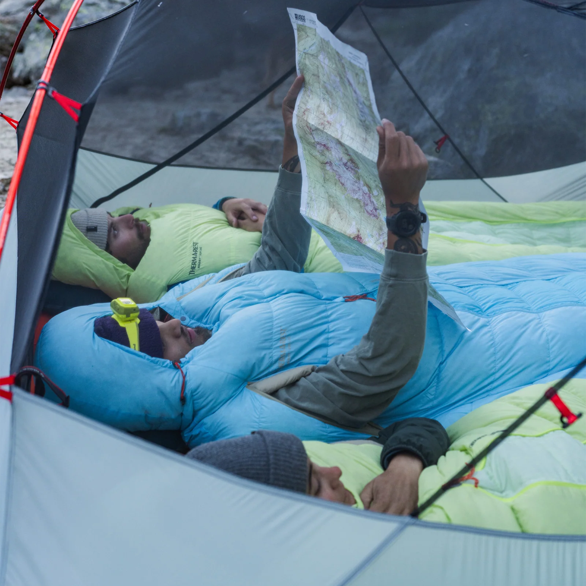 Boost 650 20F/6C Regular Sleeping Bag - Lightweight & Compact for Camping, Hiking & Backpacking Adventures