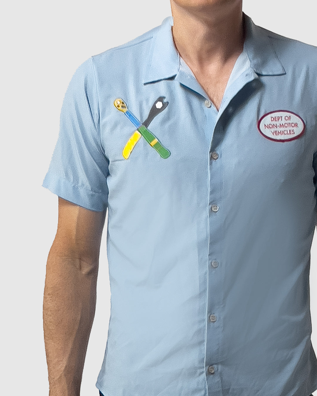 Stylish Floral Resort Shirt for Men - Breathable Hawaiian Vacation Shirt - Perfect for Beach, Pool, and Summer Outings