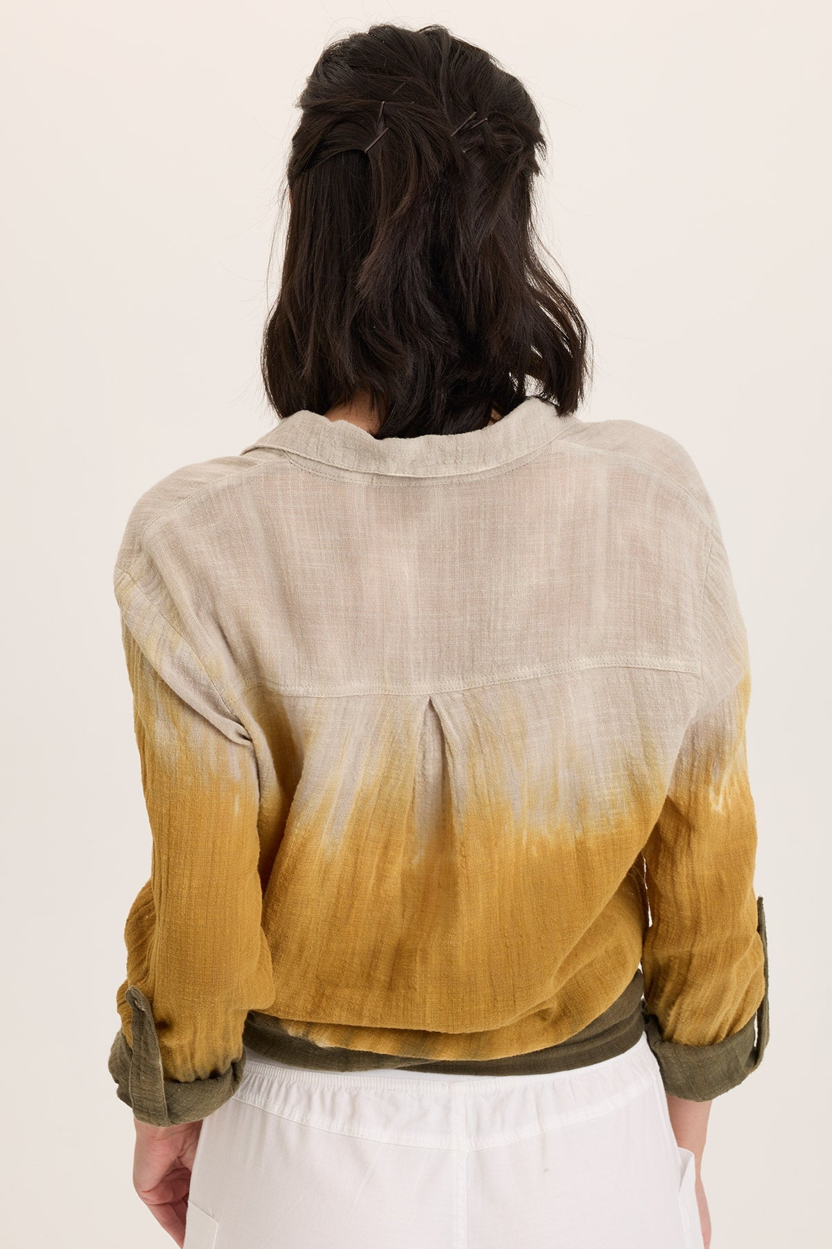 Stylish Porter Gauze Curved Hem Button Up Blouse for Women | Breathable Summer Casual Shirt | Perfect for Office, Date Night & Weekend Outings