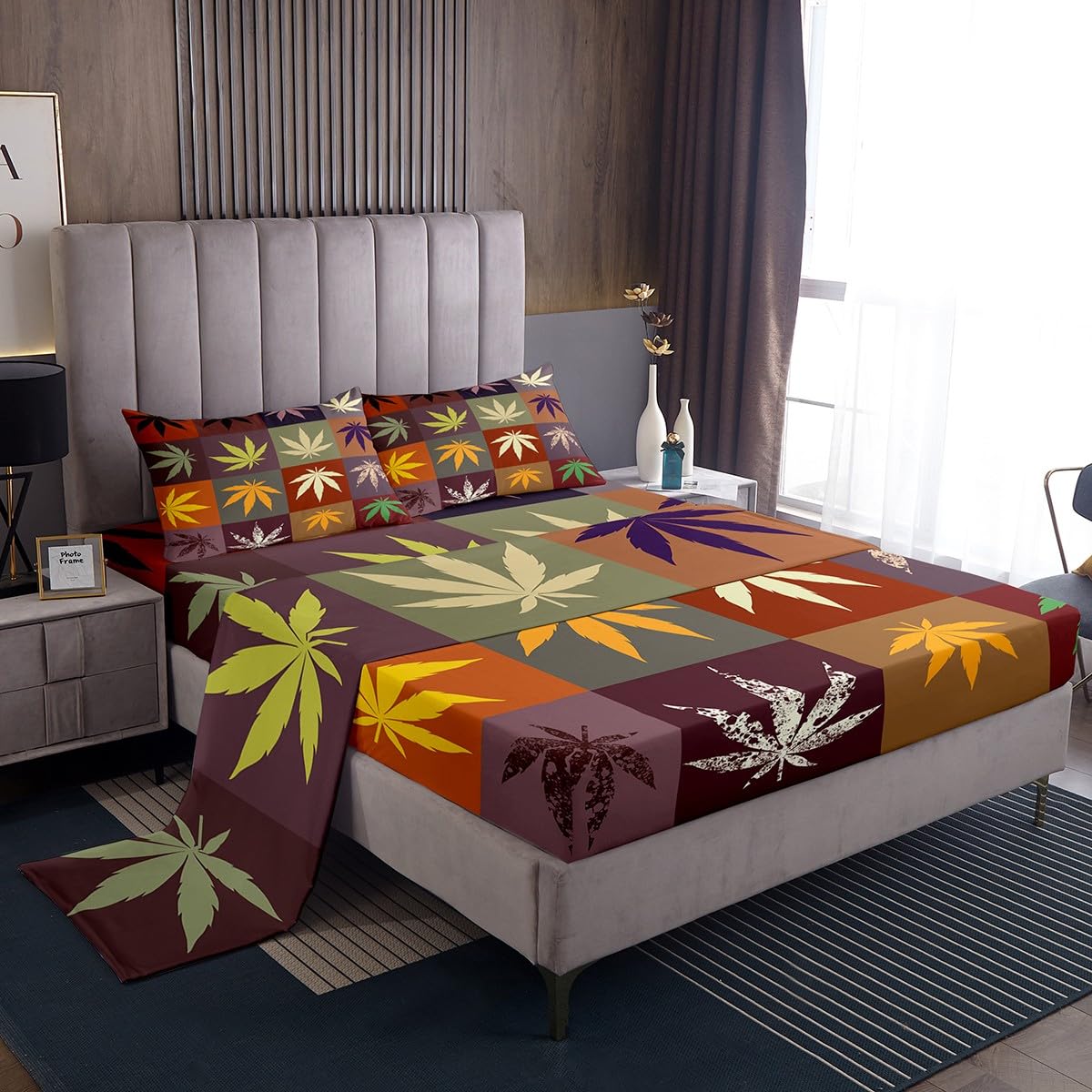 Cannabis Leaf Bed Sheet Set Queen Size - 4pc Marijuana Weed Leaf Printed Bedding with Deep Pocket Fitted Sheet, Flat Sheet & 2 Pillowcases - Soft & Durable for Teens, Adults & Cannabis Enthusiasts - Perfect for Themed Bedrooms, Dorm Rooms & Stoner Decor