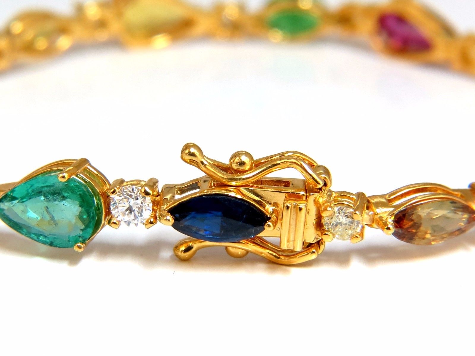 8.38ct Natural Tsavorite Sapphire Emerald Yellow Diamond Tennis Bracelet - 18K Gold Luxury Jewelry for Women, Perfect for Weddings, Parties & Special Occasions