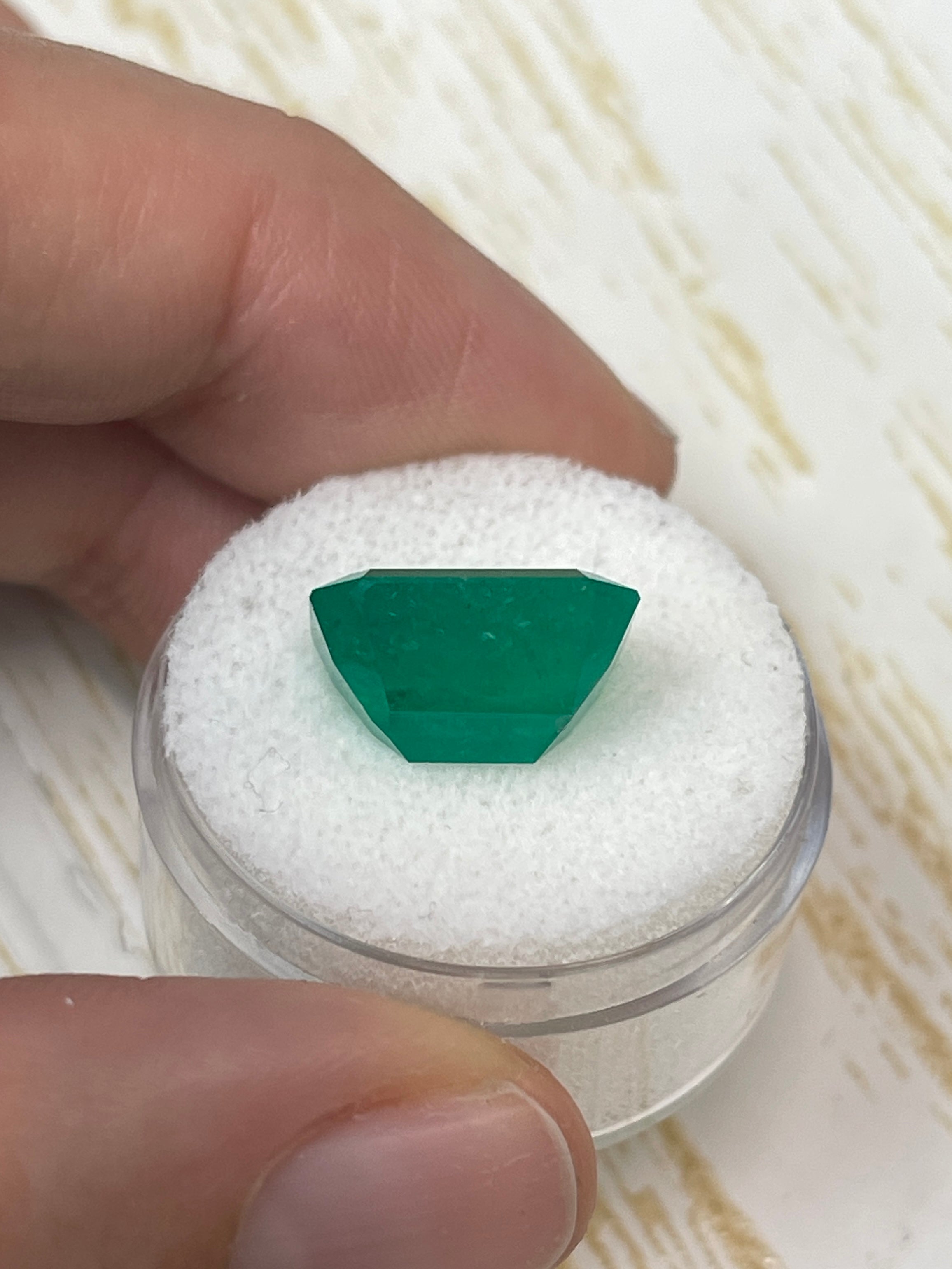 7.51 Carat 13.5x11mm Deep Forest Green Colombian Emerald - Loose Gemstone for Jewelry Making, Engagement Rings & Luxury Gifts
