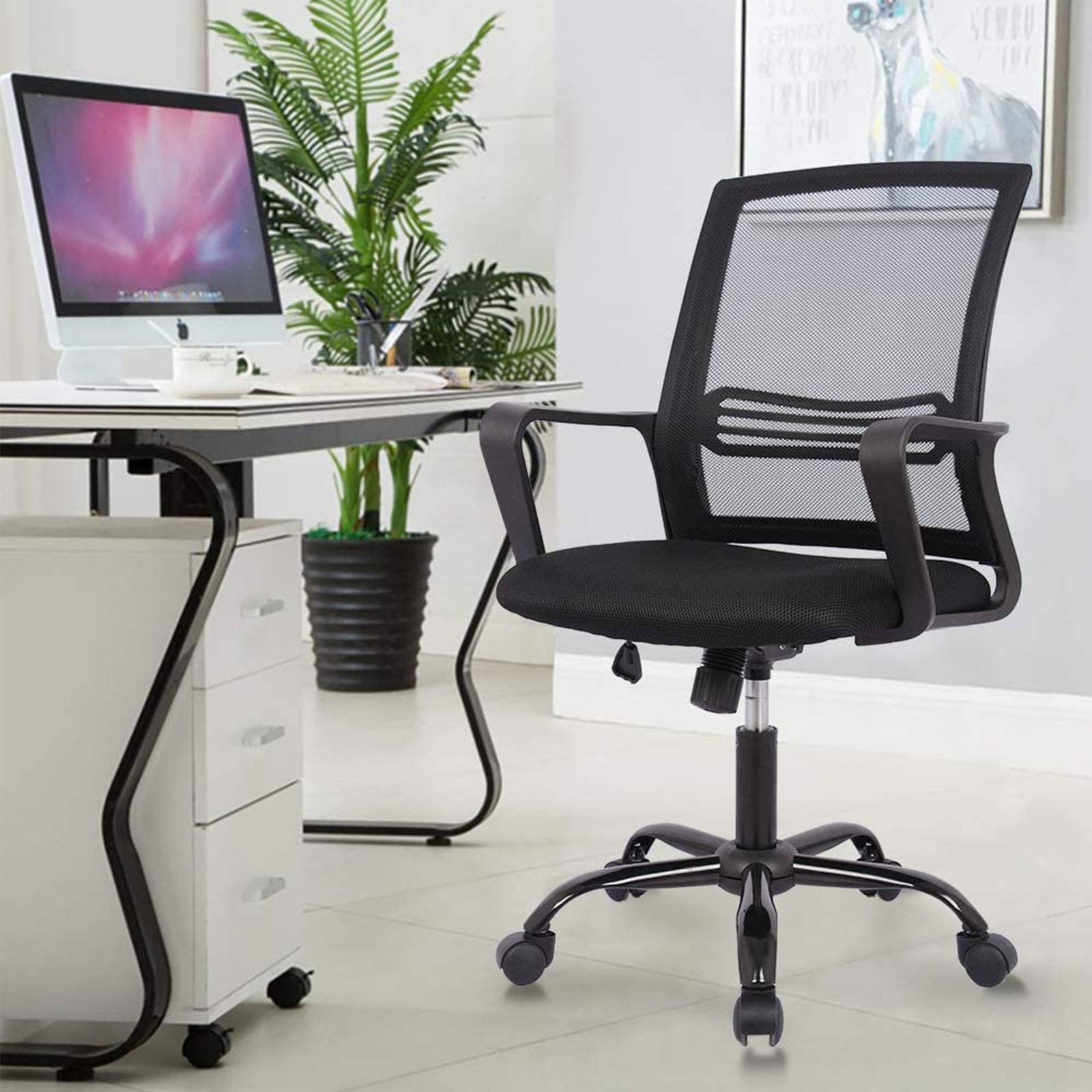 Ergonomic Mesh Office Chair with Lumbar Support & Adjustable Armrests - Black Swivel Rolling Computer Desk Chair for Home & Executive Workspaces - Perfect for Long Work Hours, Gaming & Remote Work
